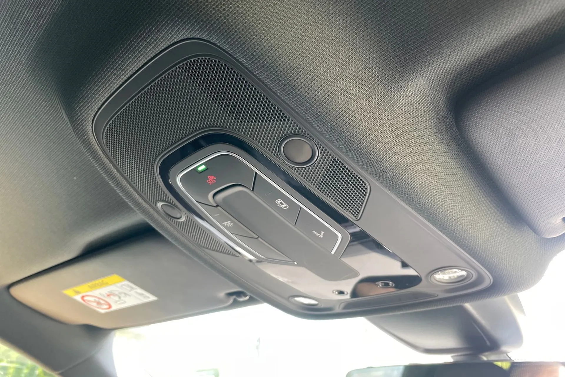 Audi A4 thumbnail image number 41