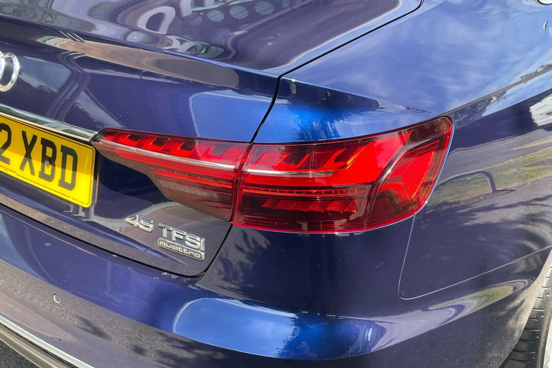 Audi A4 thumbnail image number 20