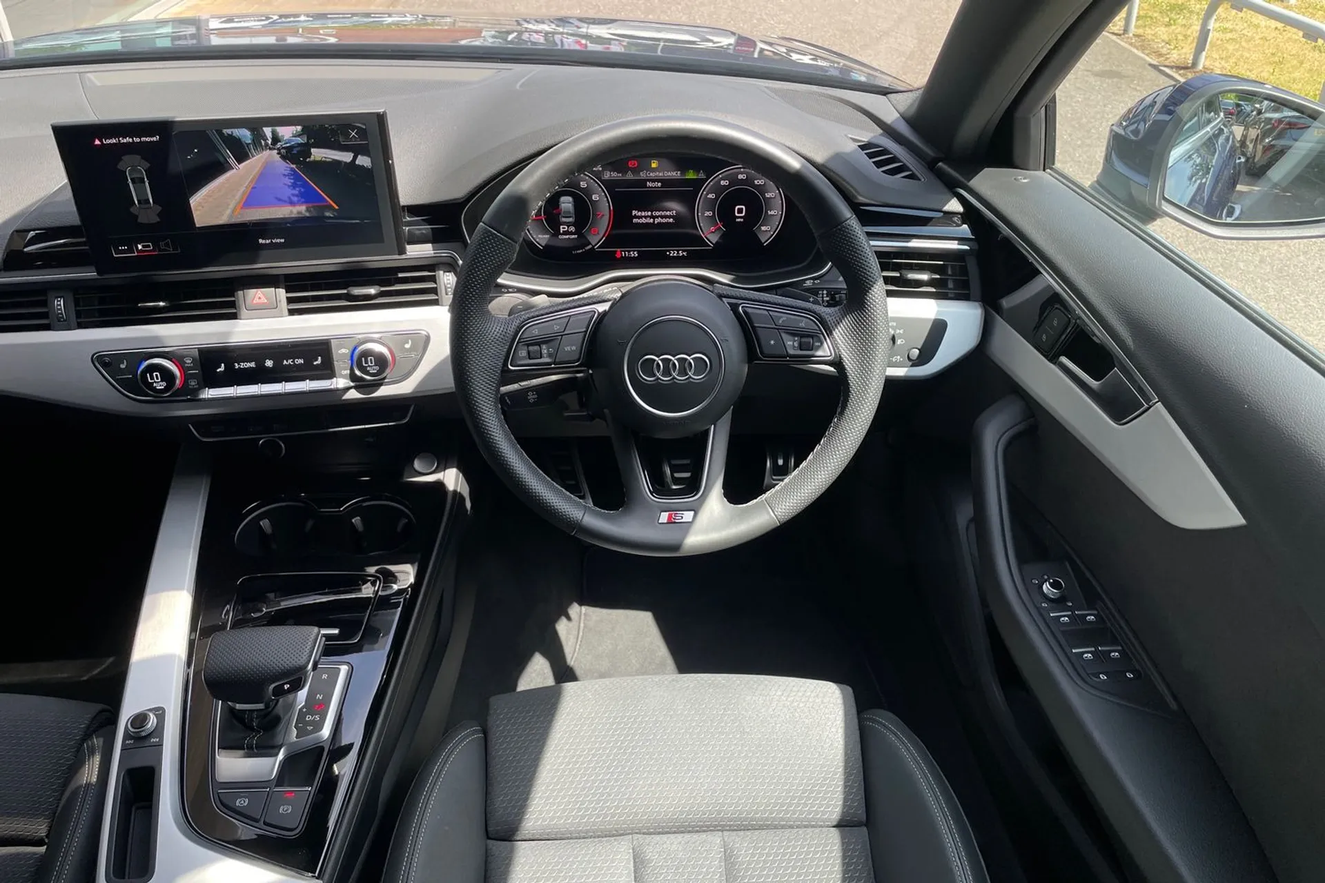 Audi A4 thumbnail image number 33