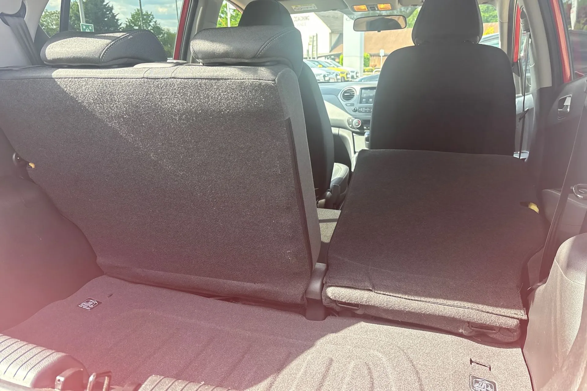 HYUNDAI I10 thumbnail image number 21