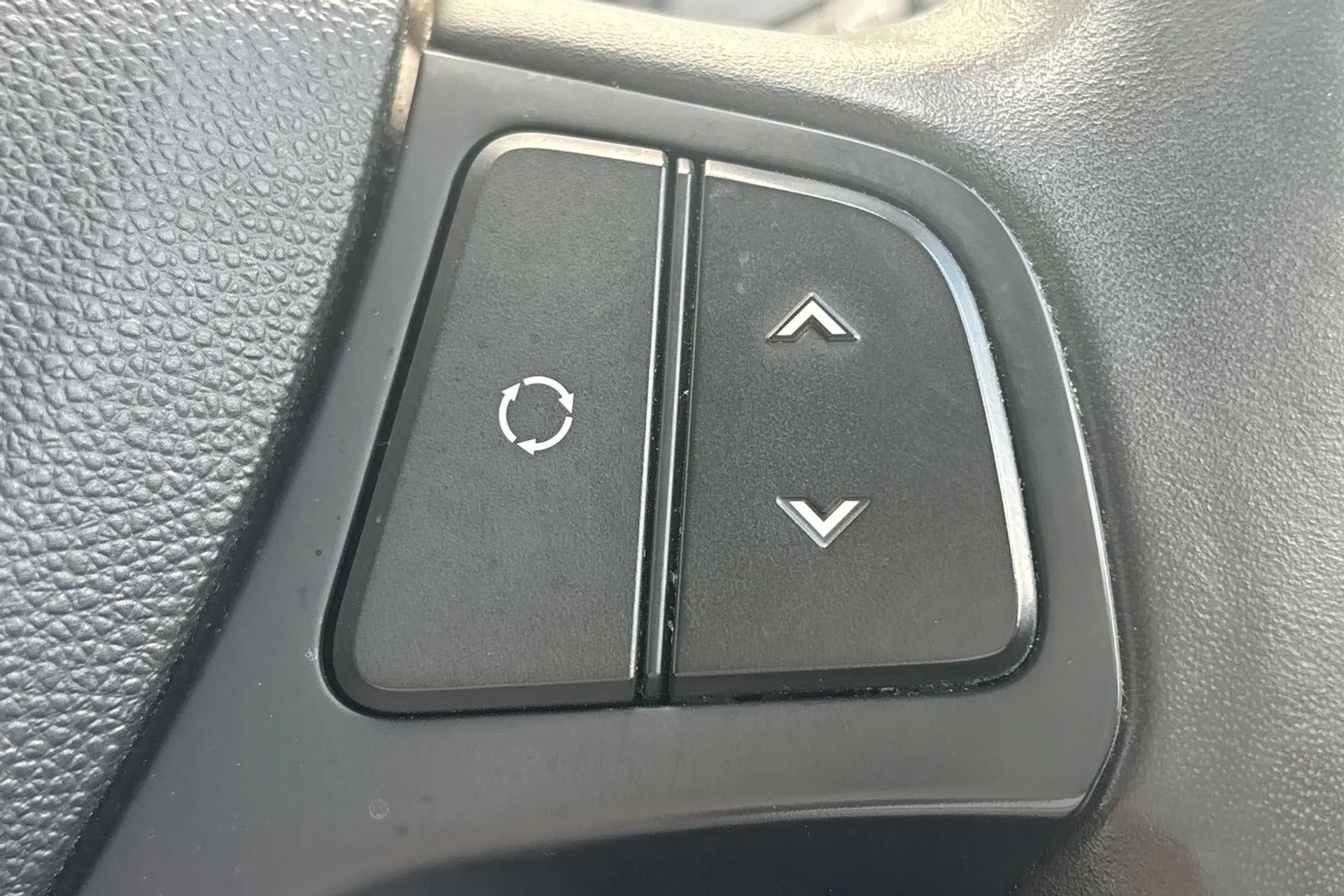 HYUNDAI I10 thumbnail image number 37