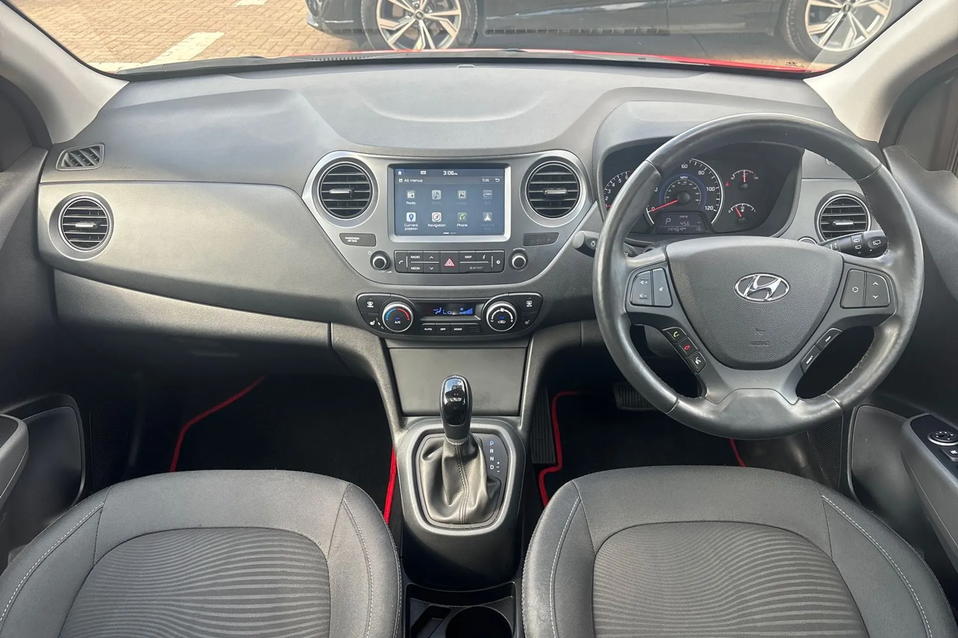 HYUNDAI I10 thumbnail image number 31