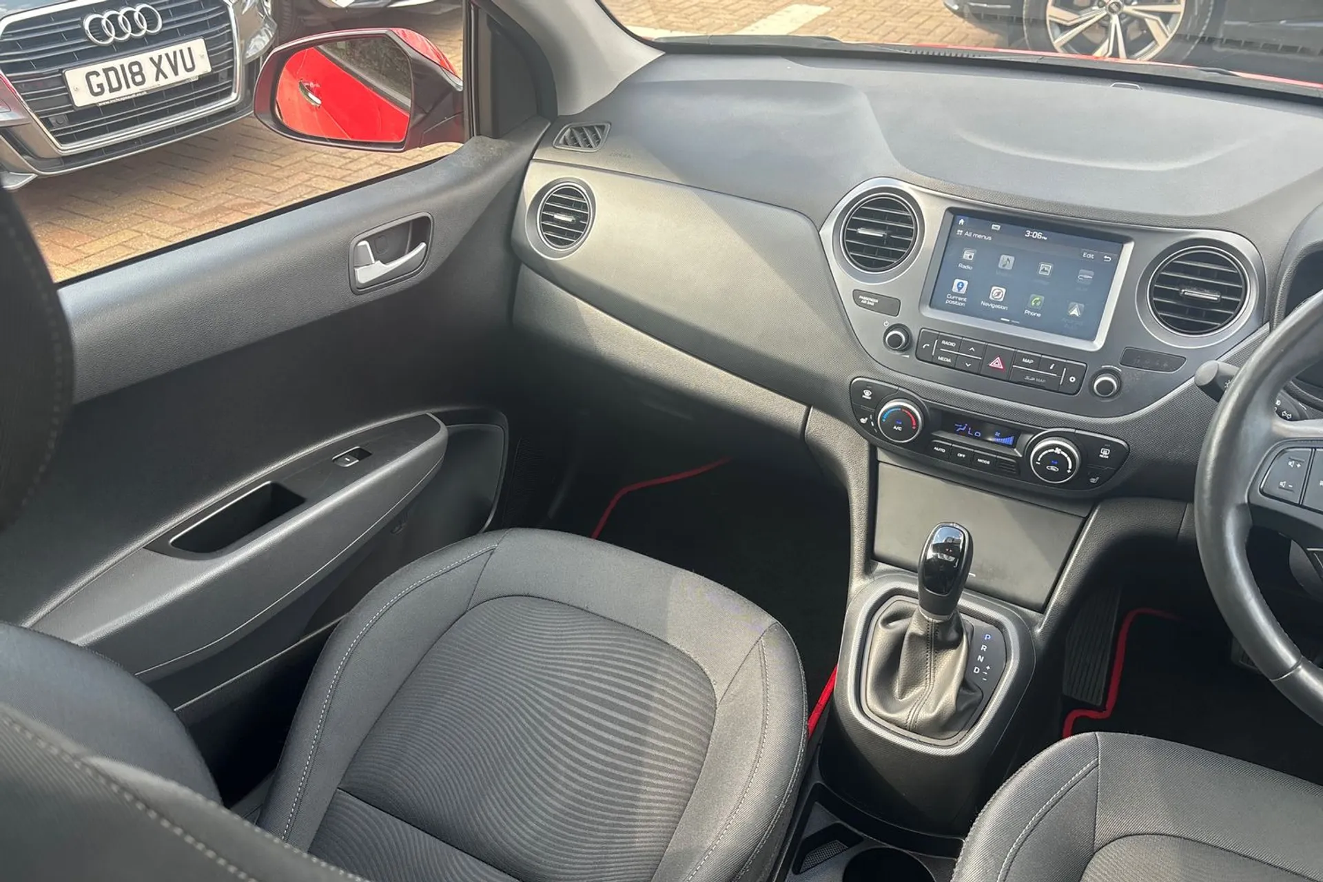 HYUNDAI I10 thumbnail image number 32