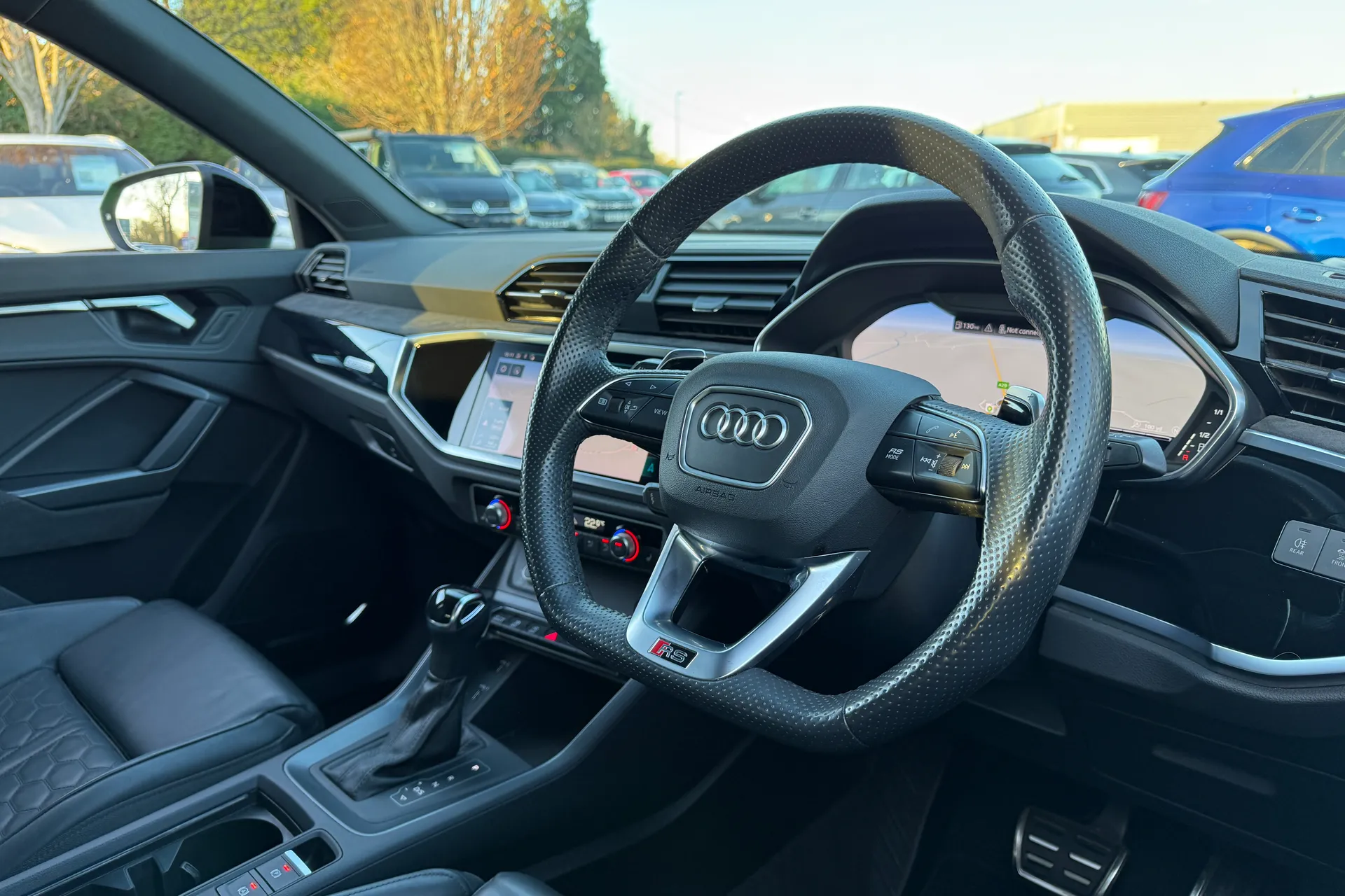 Audi RS Q3 thumbnail image number 28