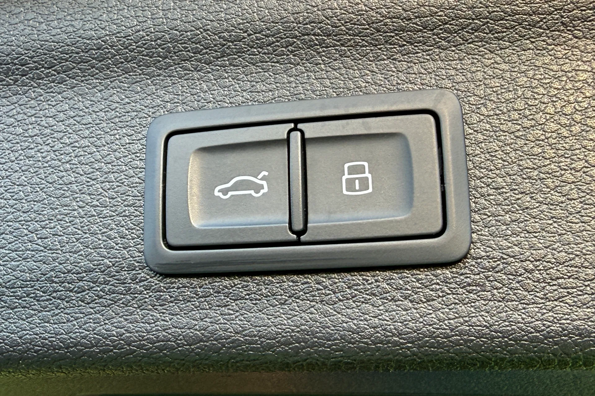 Audi RS Q3 thumbnail image number 40