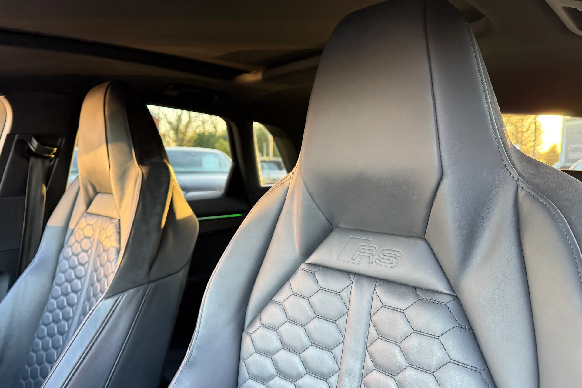 Audi RS Q3 thumbnail image number 31