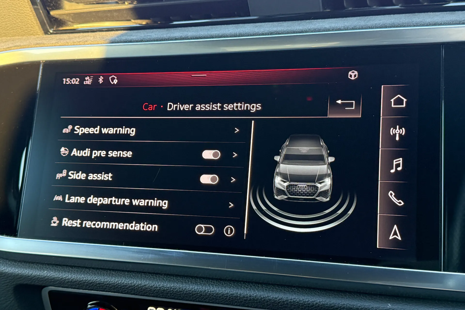 Audi RS Q3 thumbnail image number 11