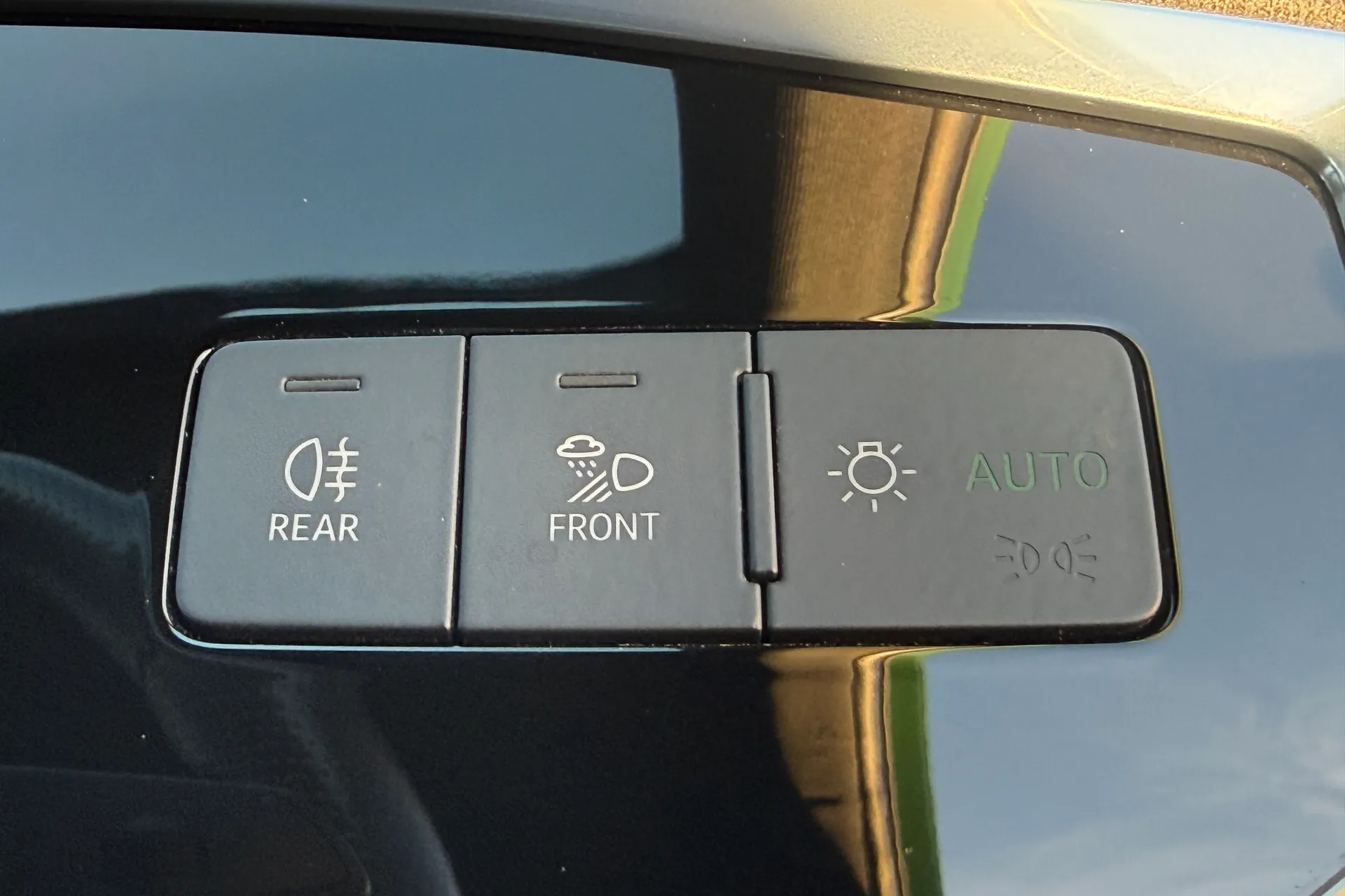 Audi RS Q3 thumbnail image number 23