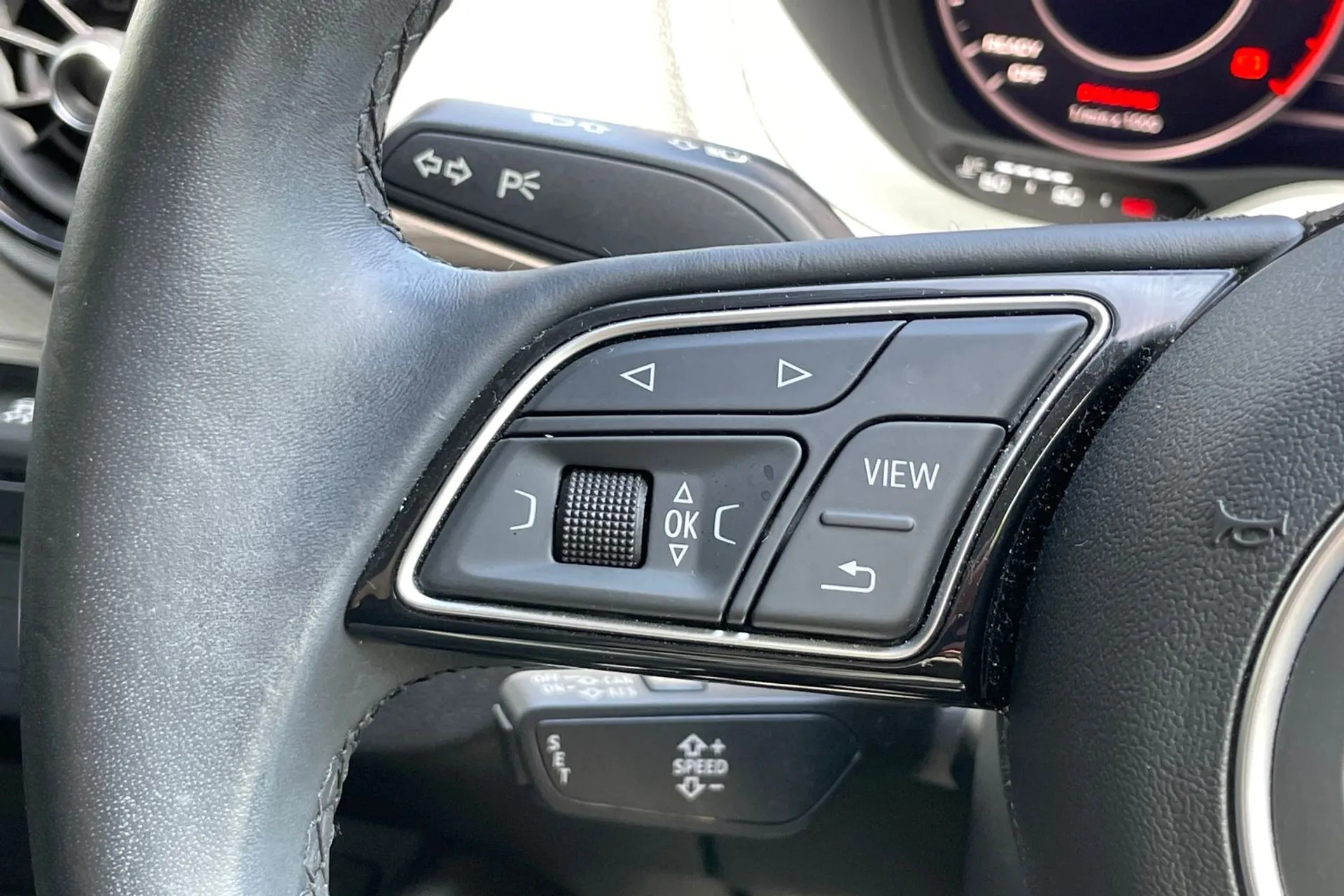 Audi Q2 thumbnail image number 57