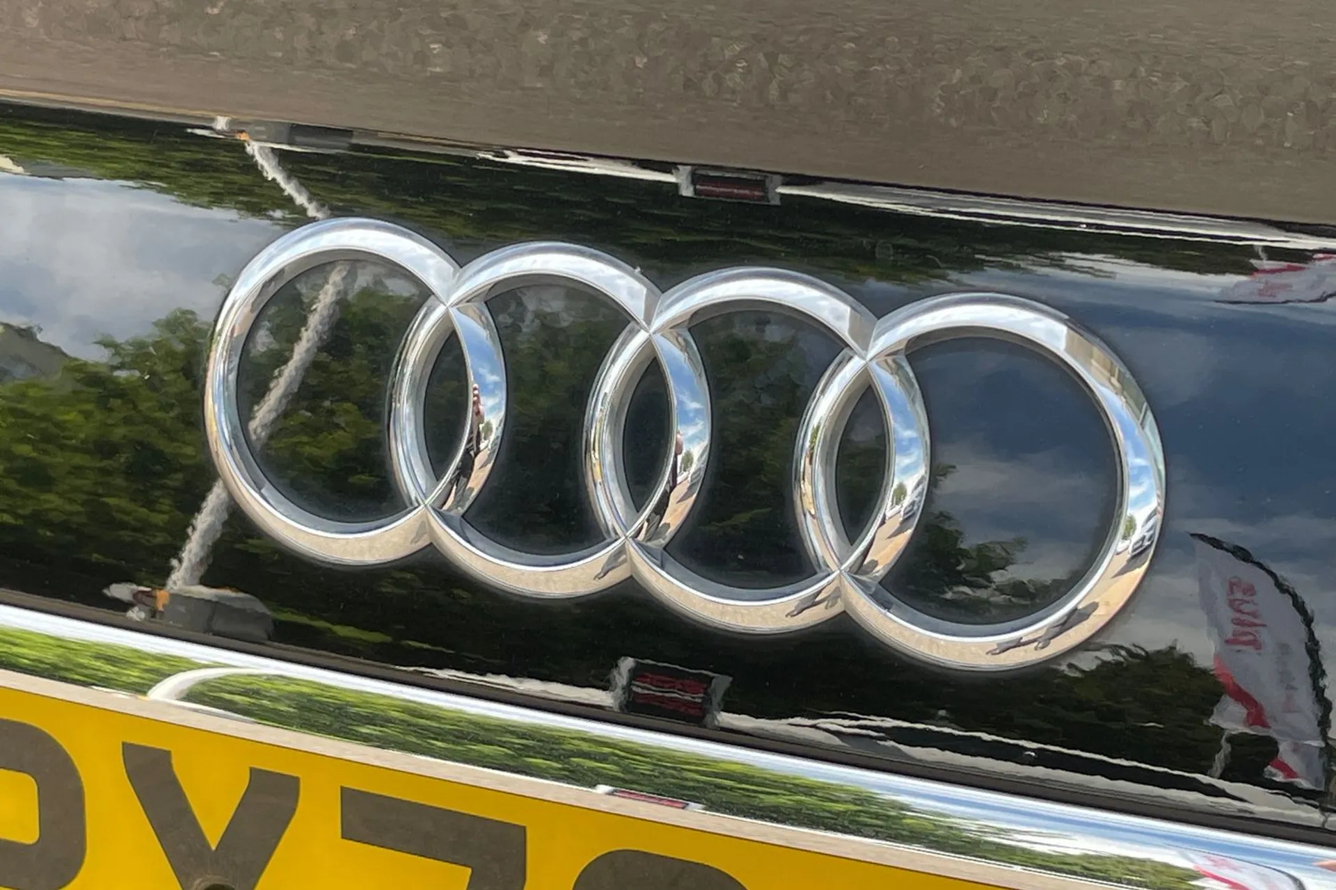 Audi A4 thumbnail image number 49