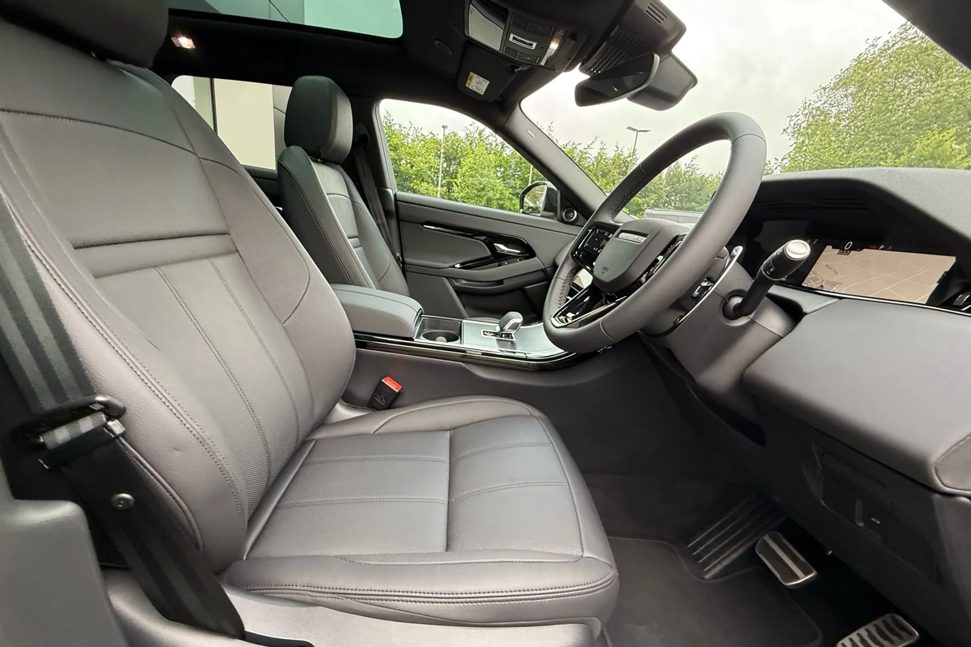 LAND ROVER RANGE ROVER EVOQUE thumbnail image number 9