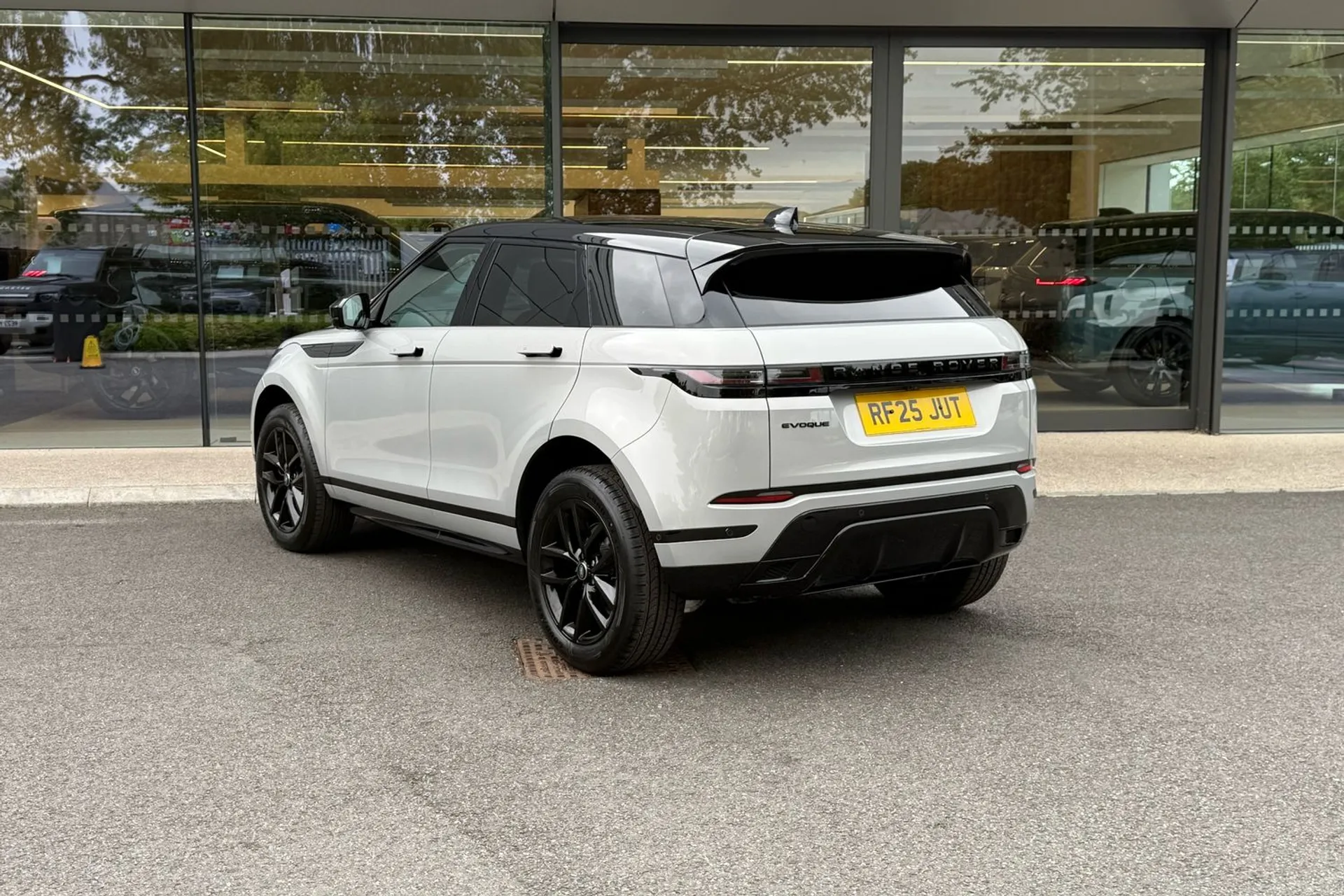 LAND ROVER RANGE ROVER EVOQUE thumbnail image number 63