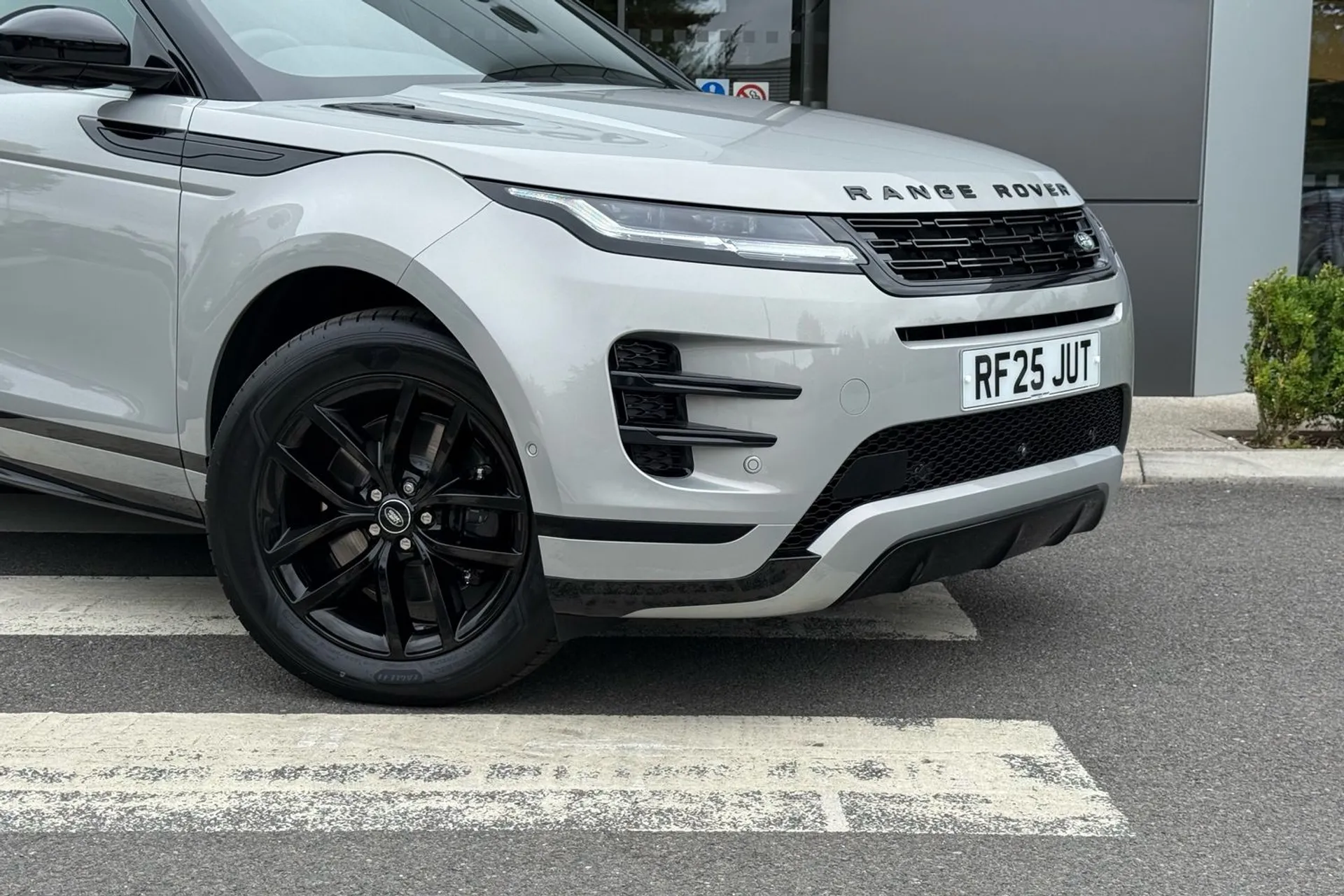 LAND ROVER RANGE ROVER EVOQUE thumbnail image number 31