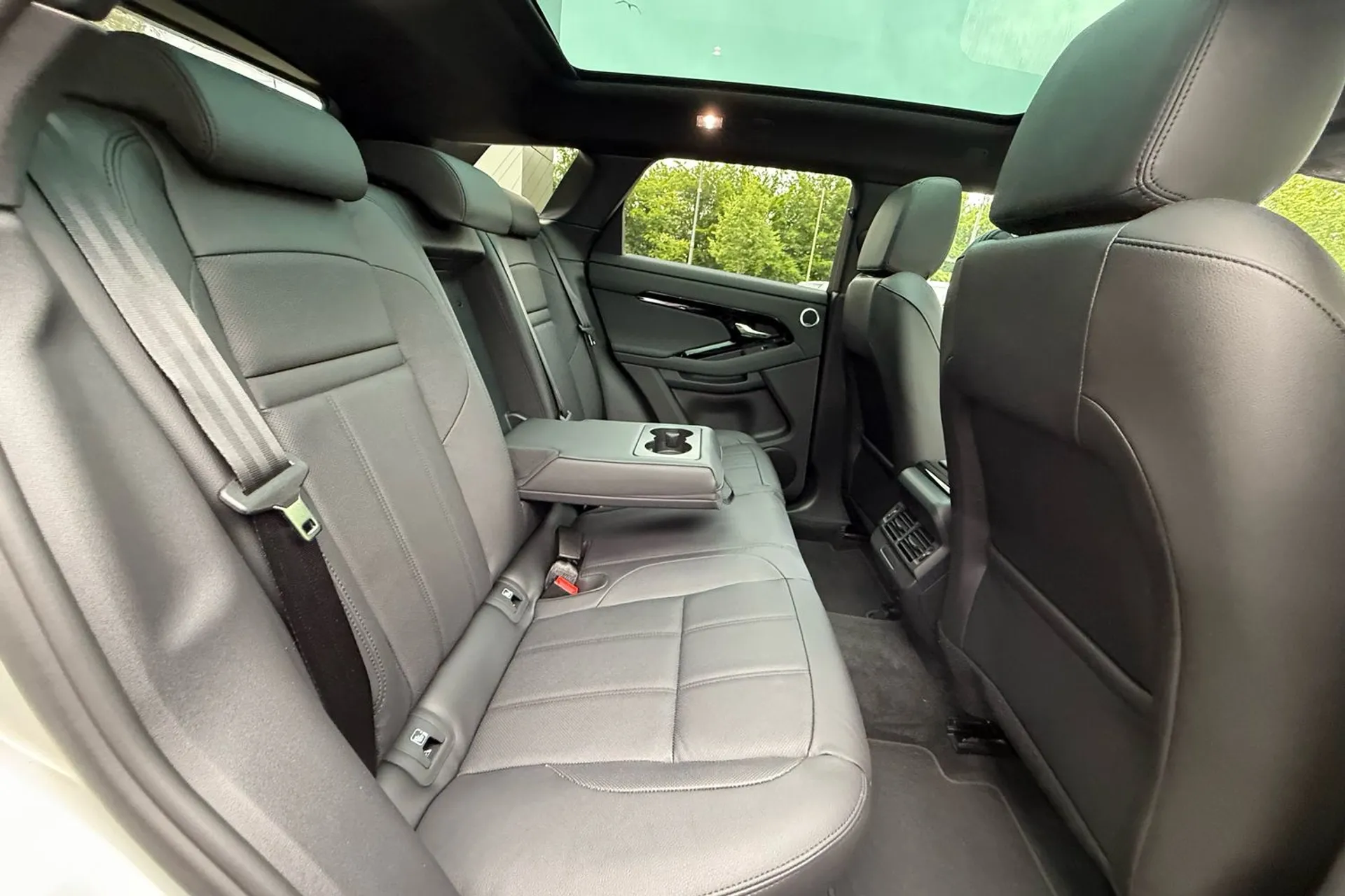 LAND ROVER RANGE ROVER EVOQUE thumbnail image number 43