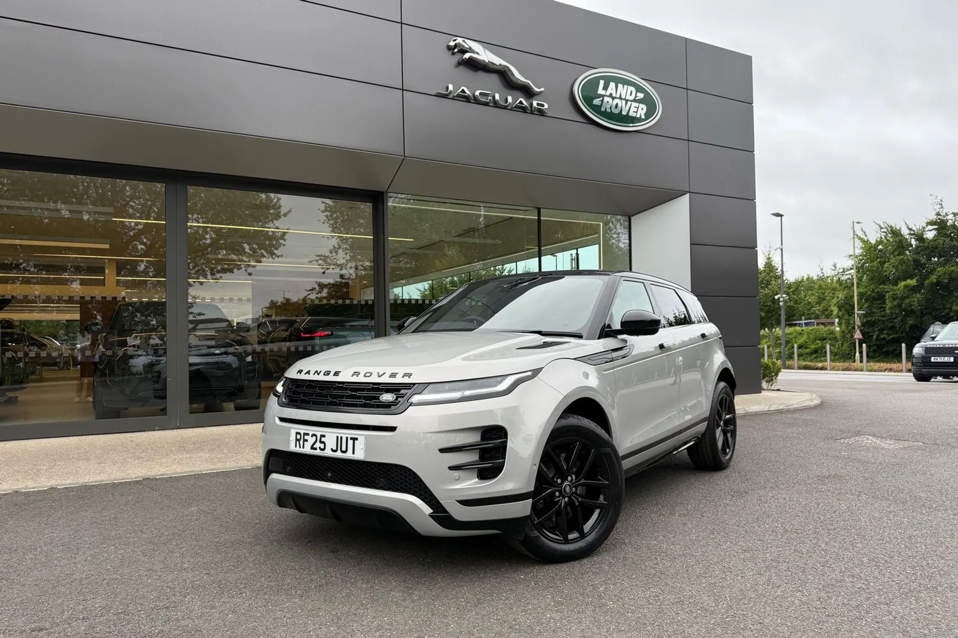 LAND ROVER RANGE ROVER EVOQUE thumbnail image number 29