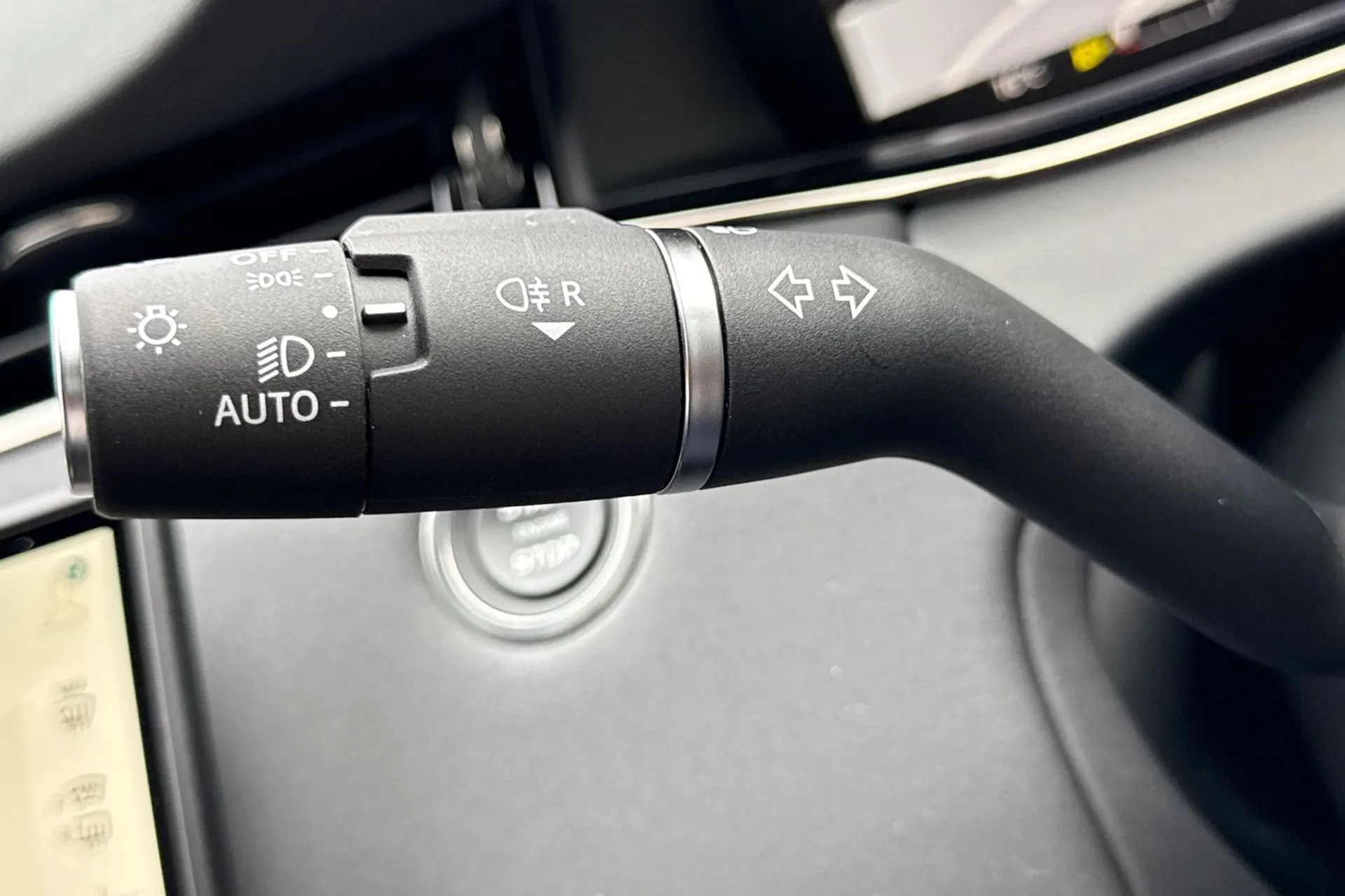 LAND ROVER RANGE ROVER EVOQUE thumbnail image number 56