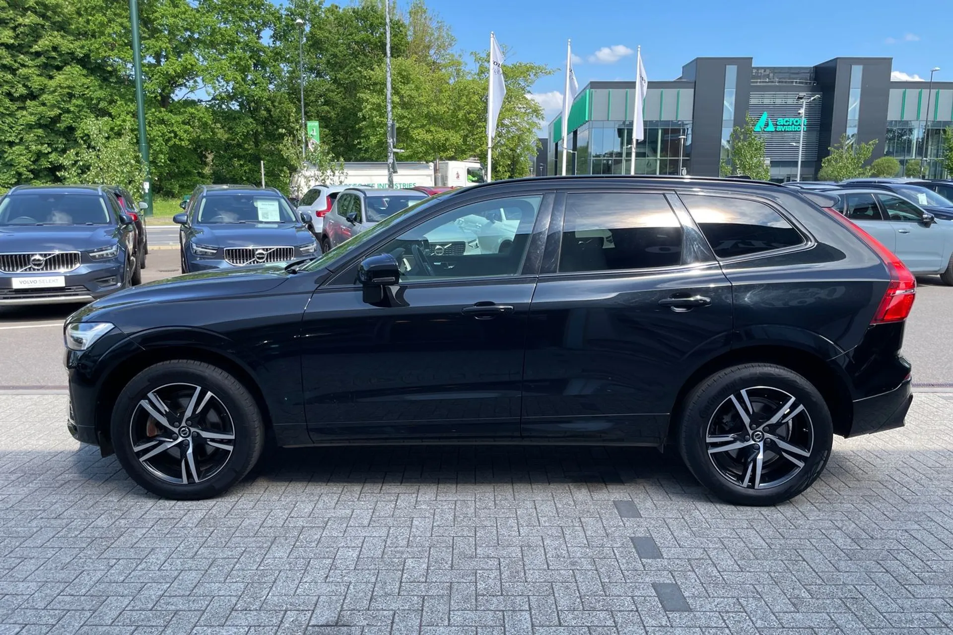 Volvo XC60 thumbnail image number 10