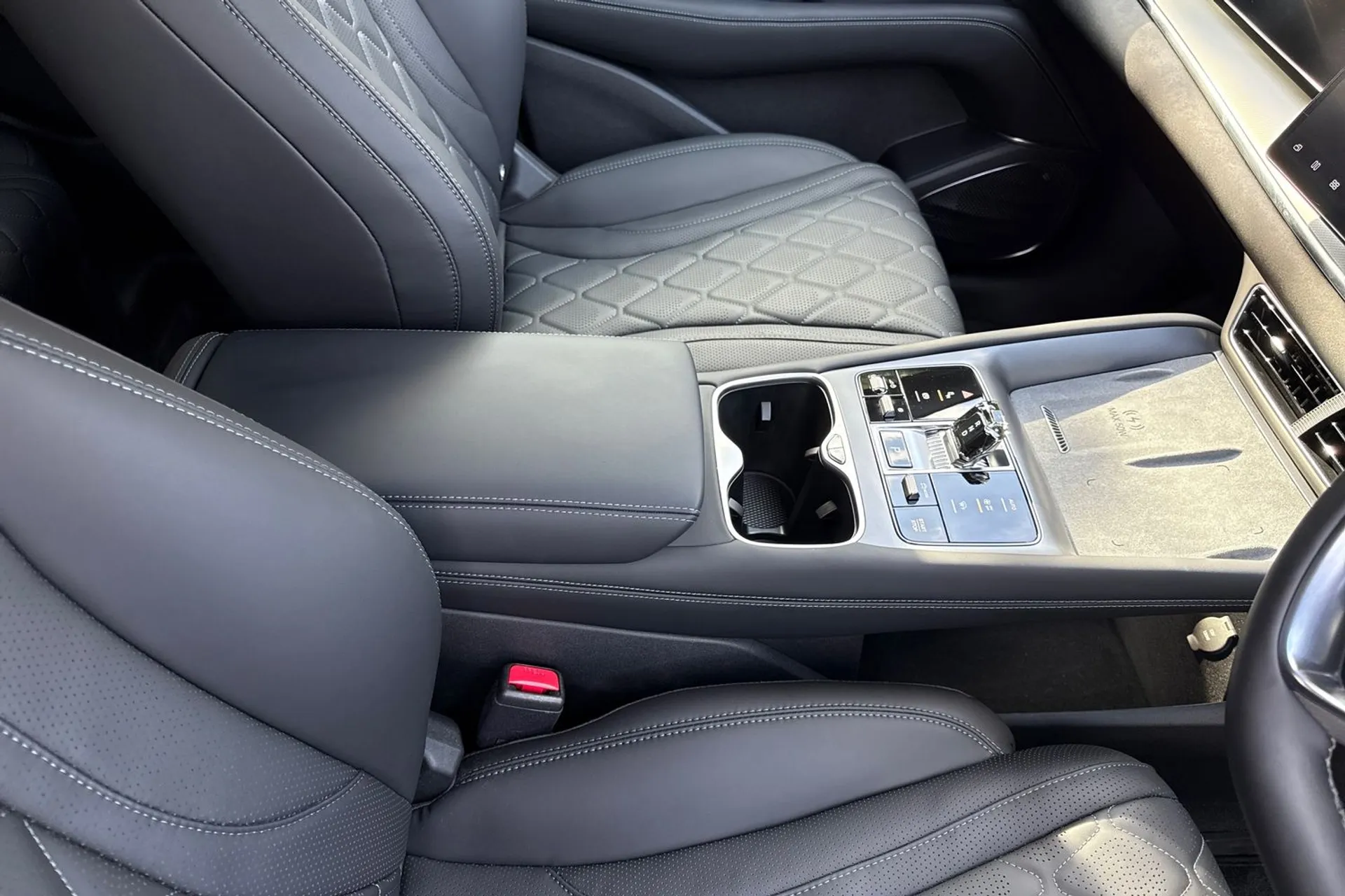 BYD SEALION 7 thumbnail image number 42