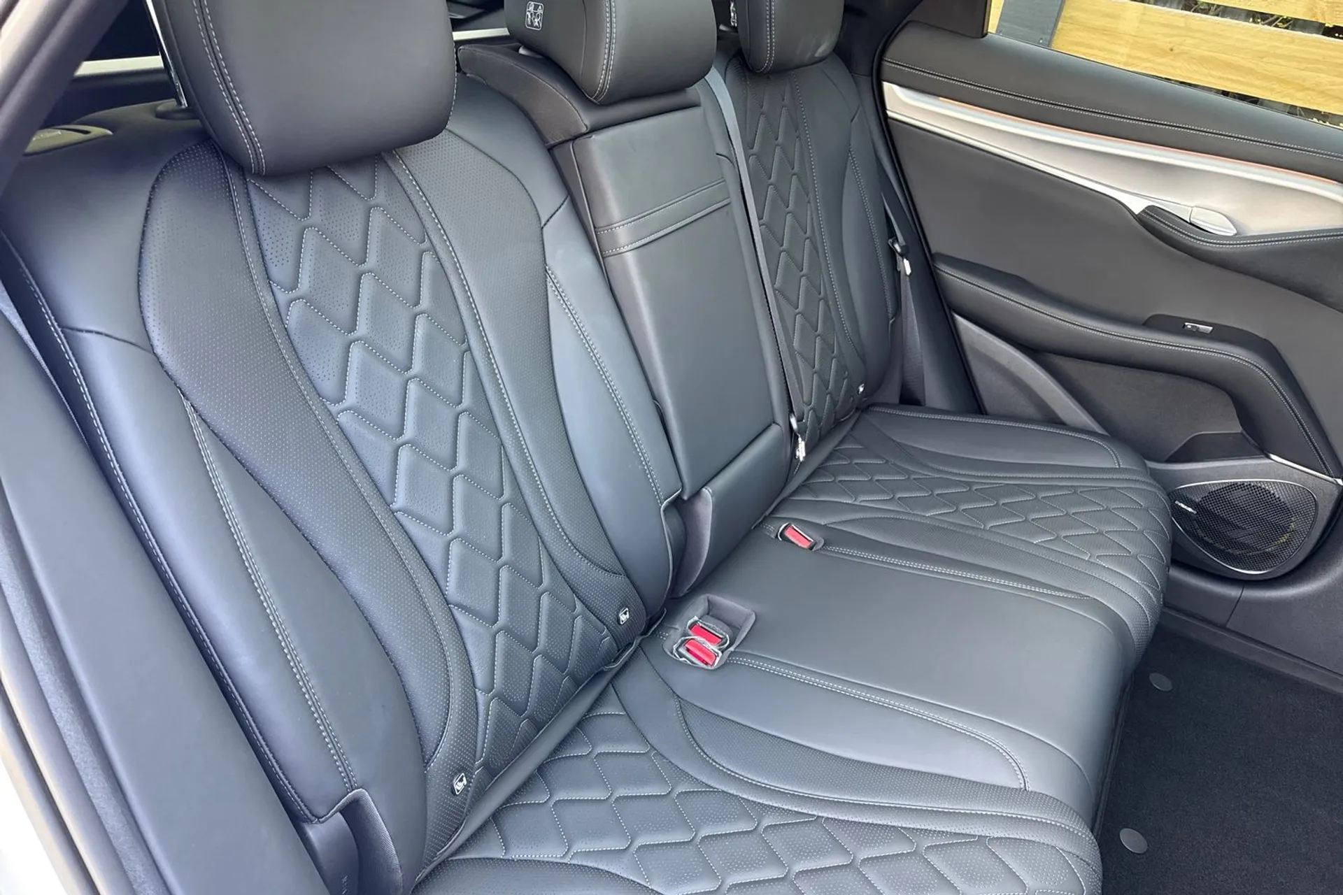 BYD SEALION 7 thumbnail image number 24