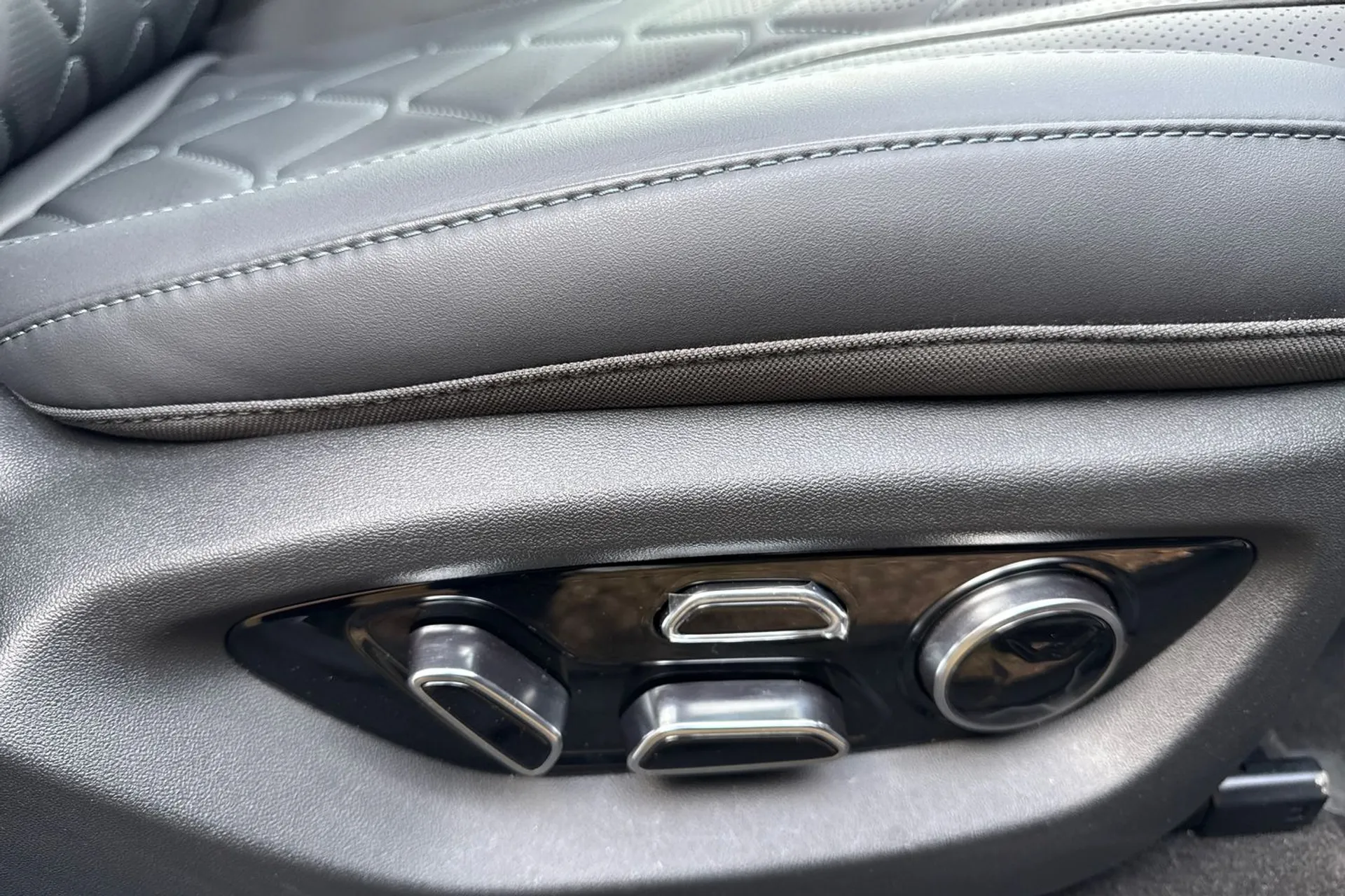 BYD SEALION 7 thumbnail image number 55