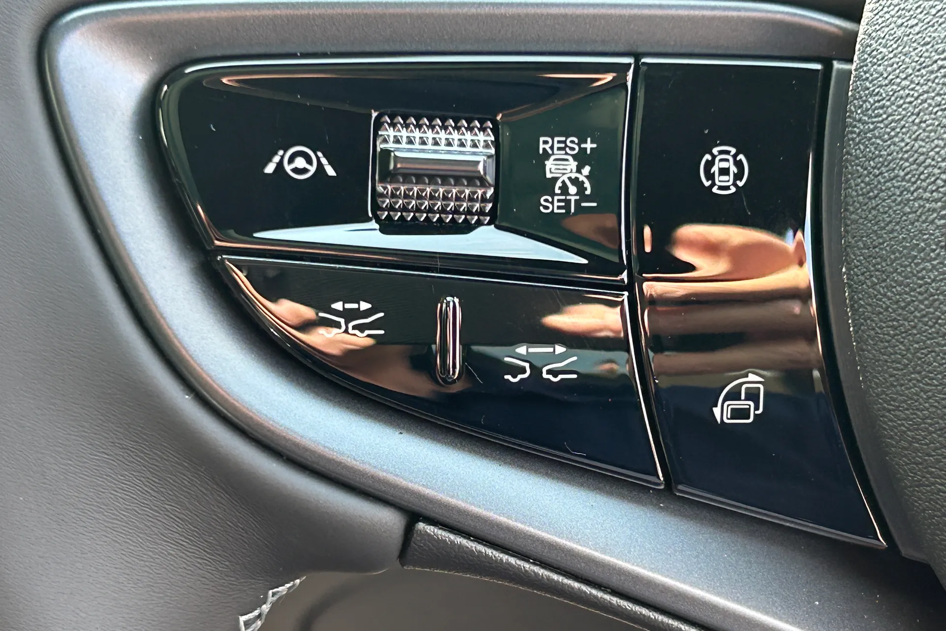 BYD SEAL thumbnail image number 57