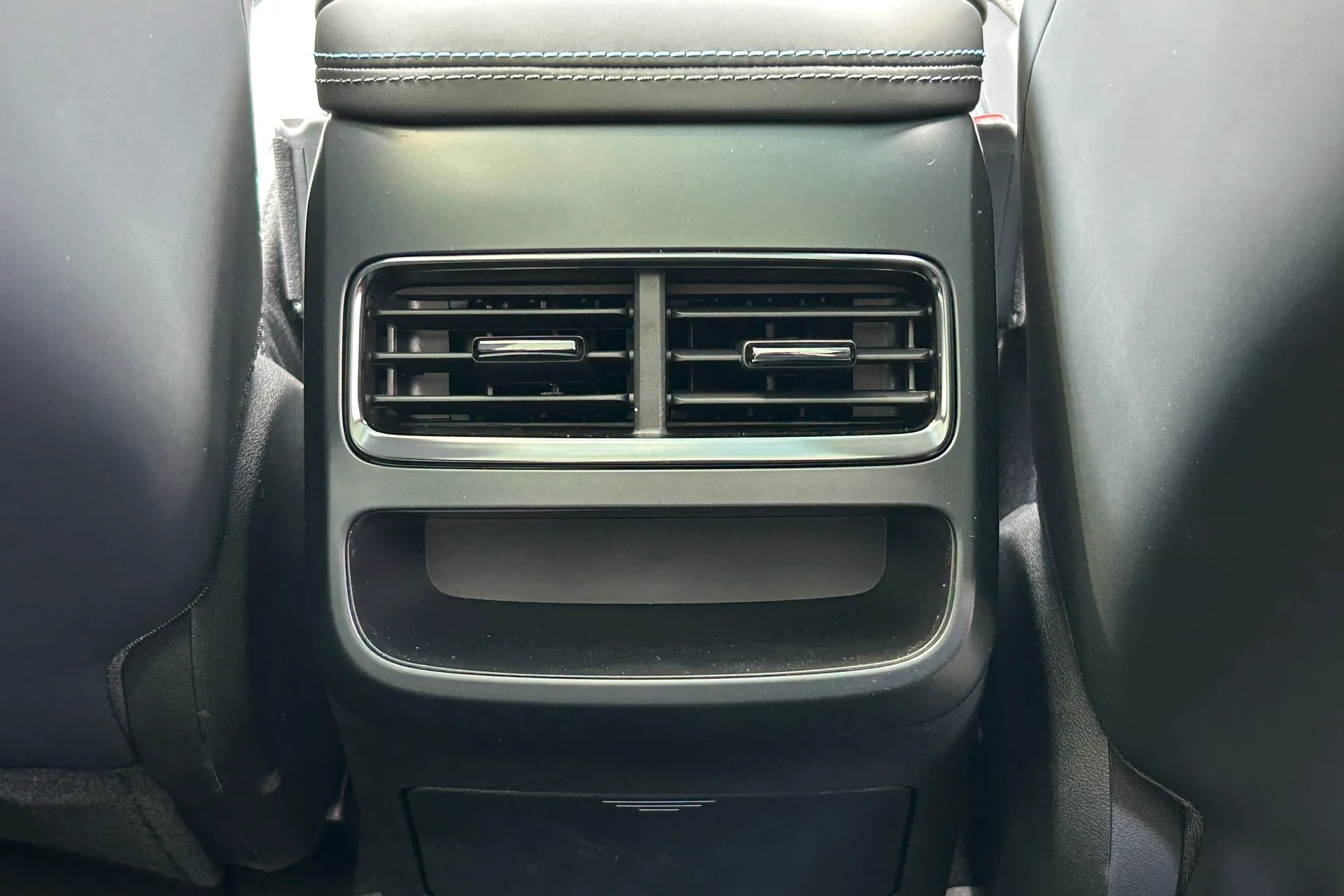 BYD SEAL thumbnail image number 27
