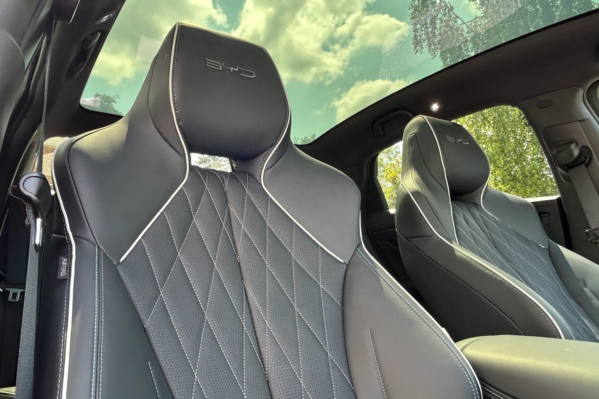 BYD SEAL thumbnail image number 17