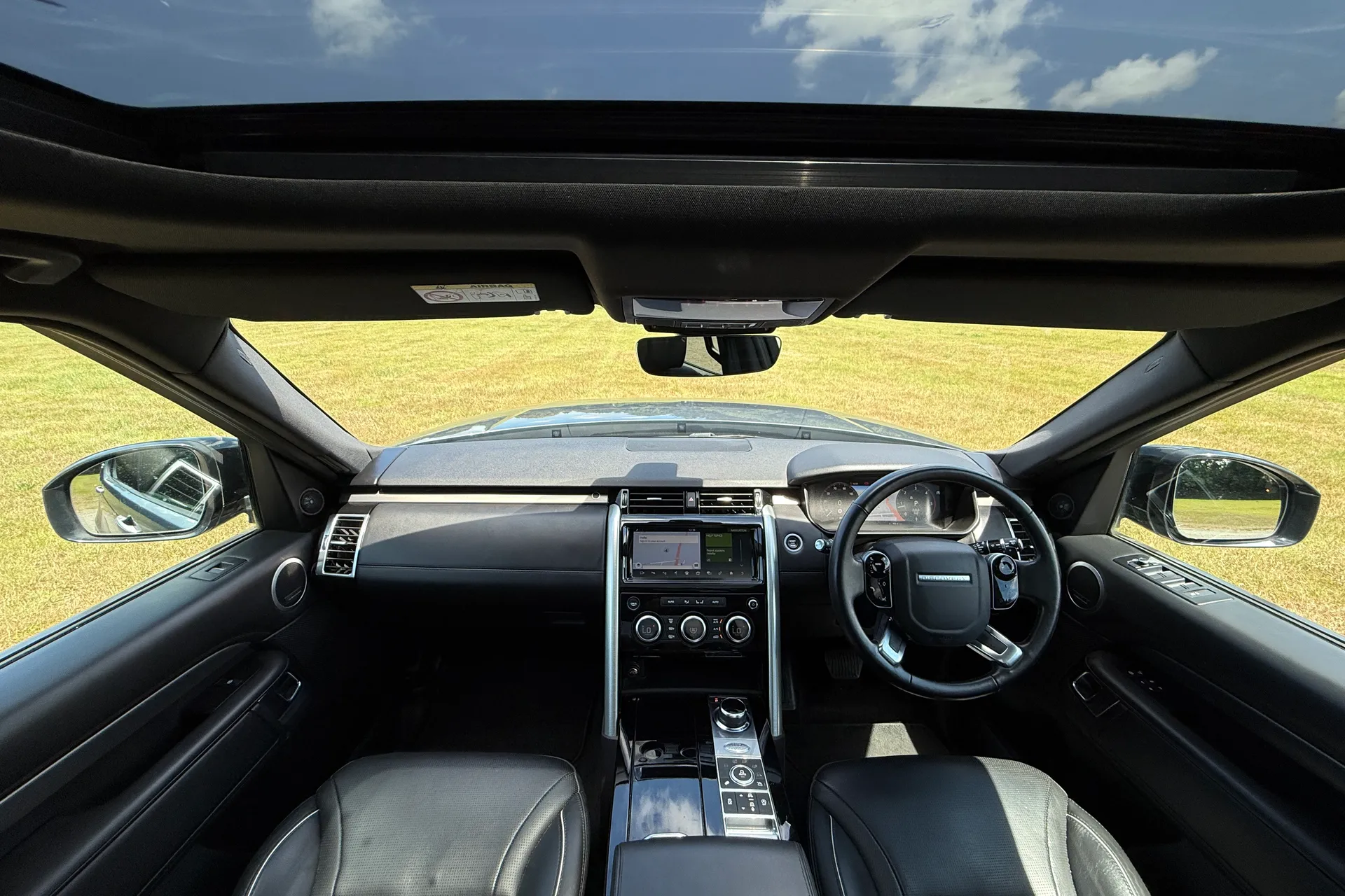 LAND ROVER DISCOVERY thumbnail image number 3