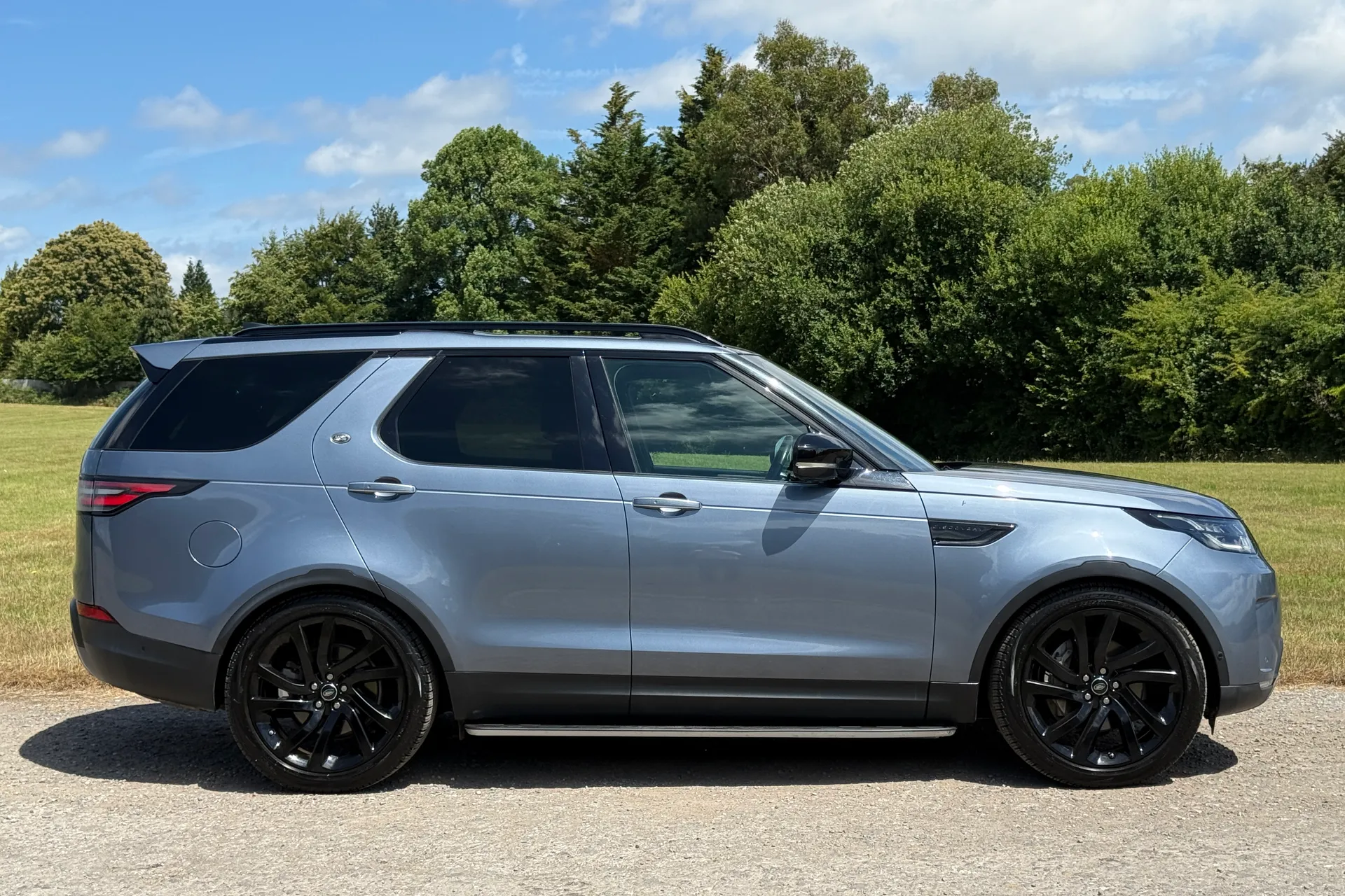 LAND ROVER DISCOVERY thumbnail image number 2