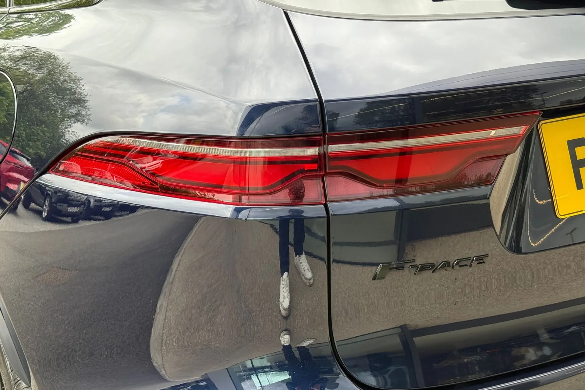 Jaguar F-PACE thumbnail image number 59