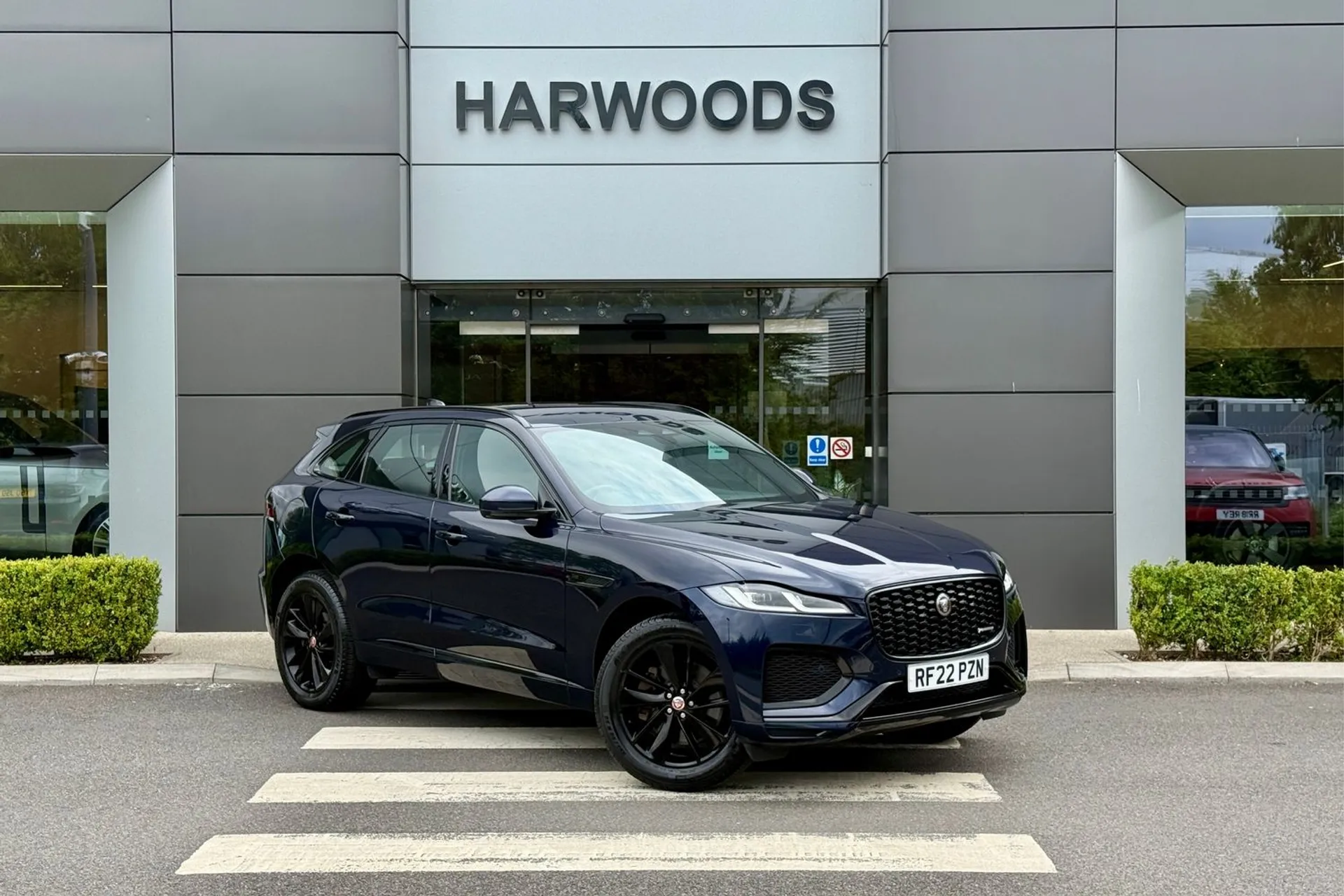 Jaguar F-PACE focused image