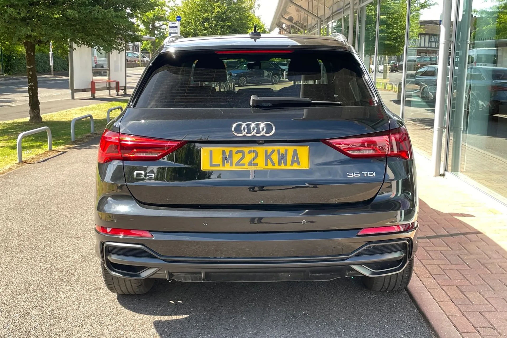 Audi Q3 thumbnail image number 7