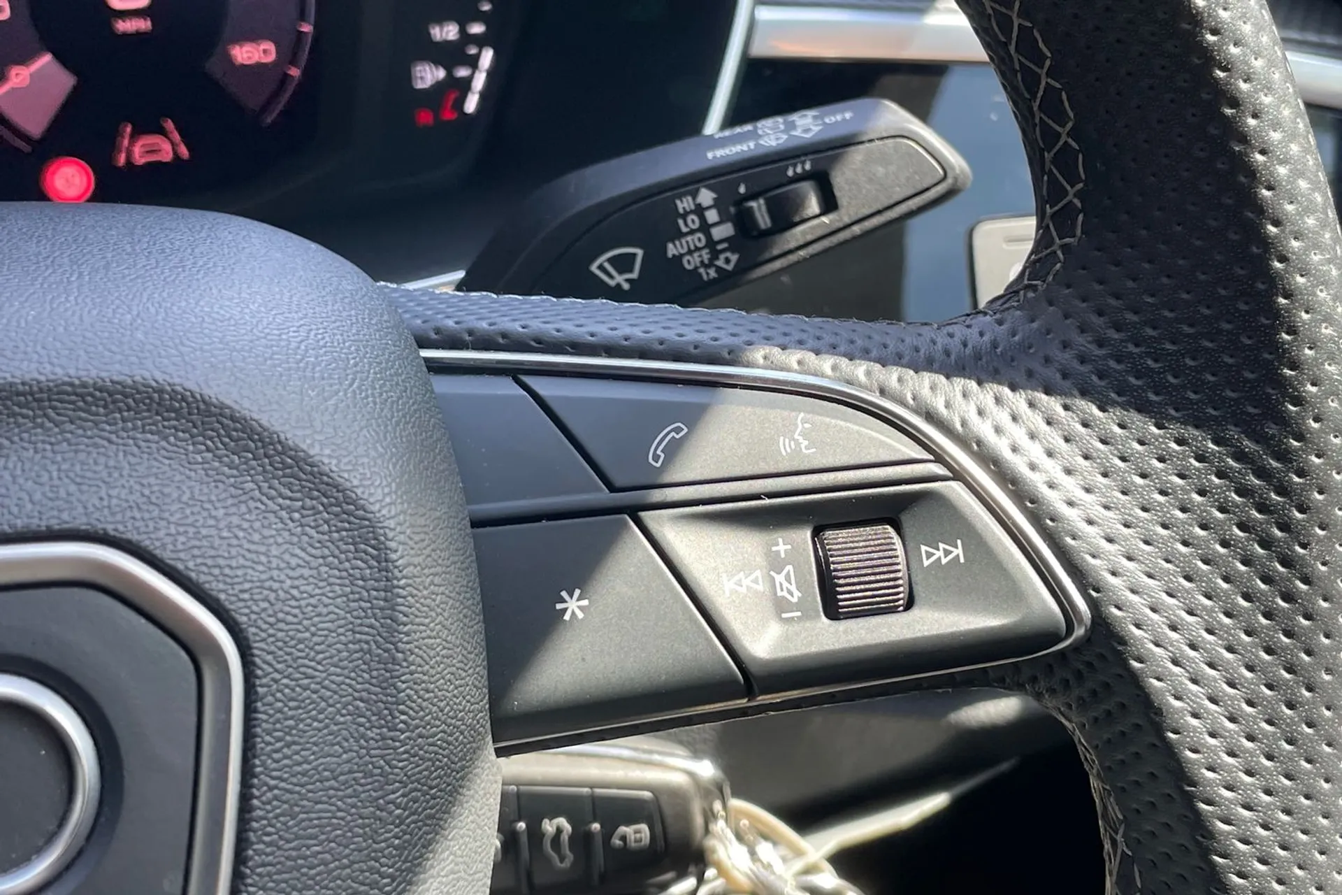 Audi Q3 thumbnail image number 58