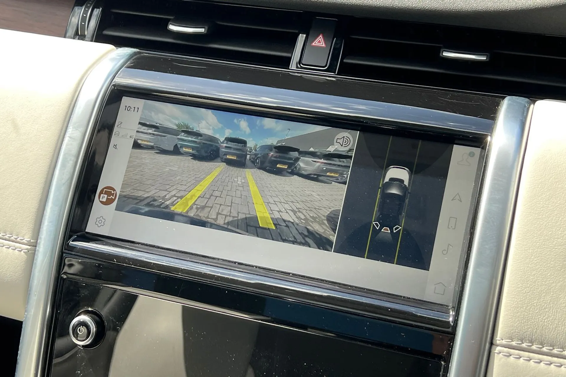 LAND ROVER DISCOVERY SPORT thumbnail image number 5