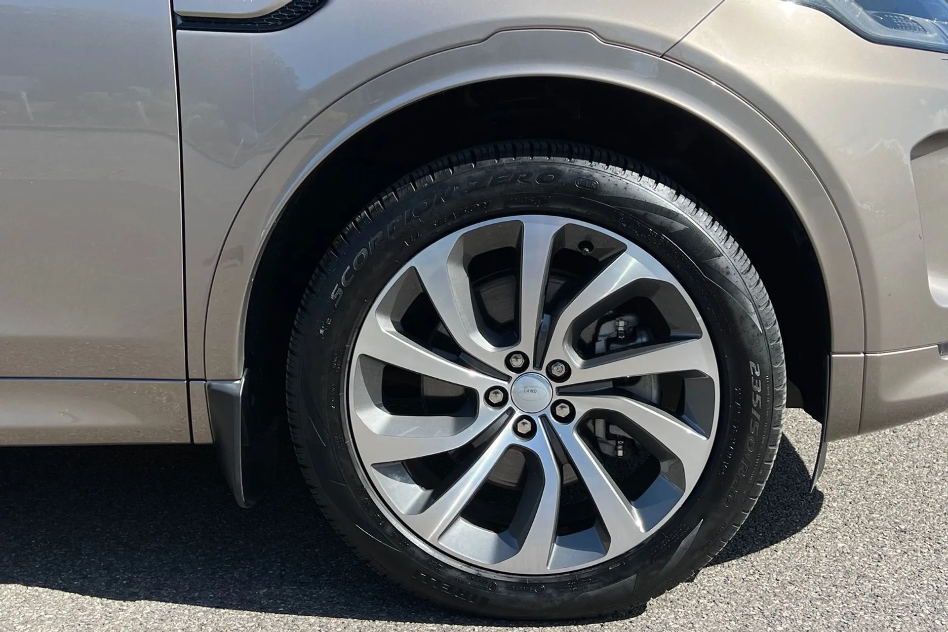 LAND ROVER DISCOVERY SPORT thumbnail image number 22