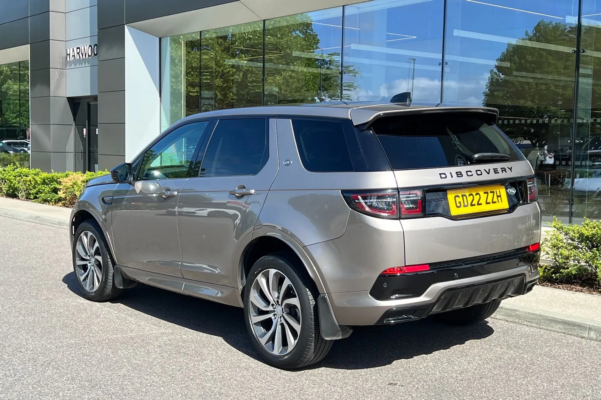 LAND ROVER DISCOVERY SPORT thumbnail image number 15