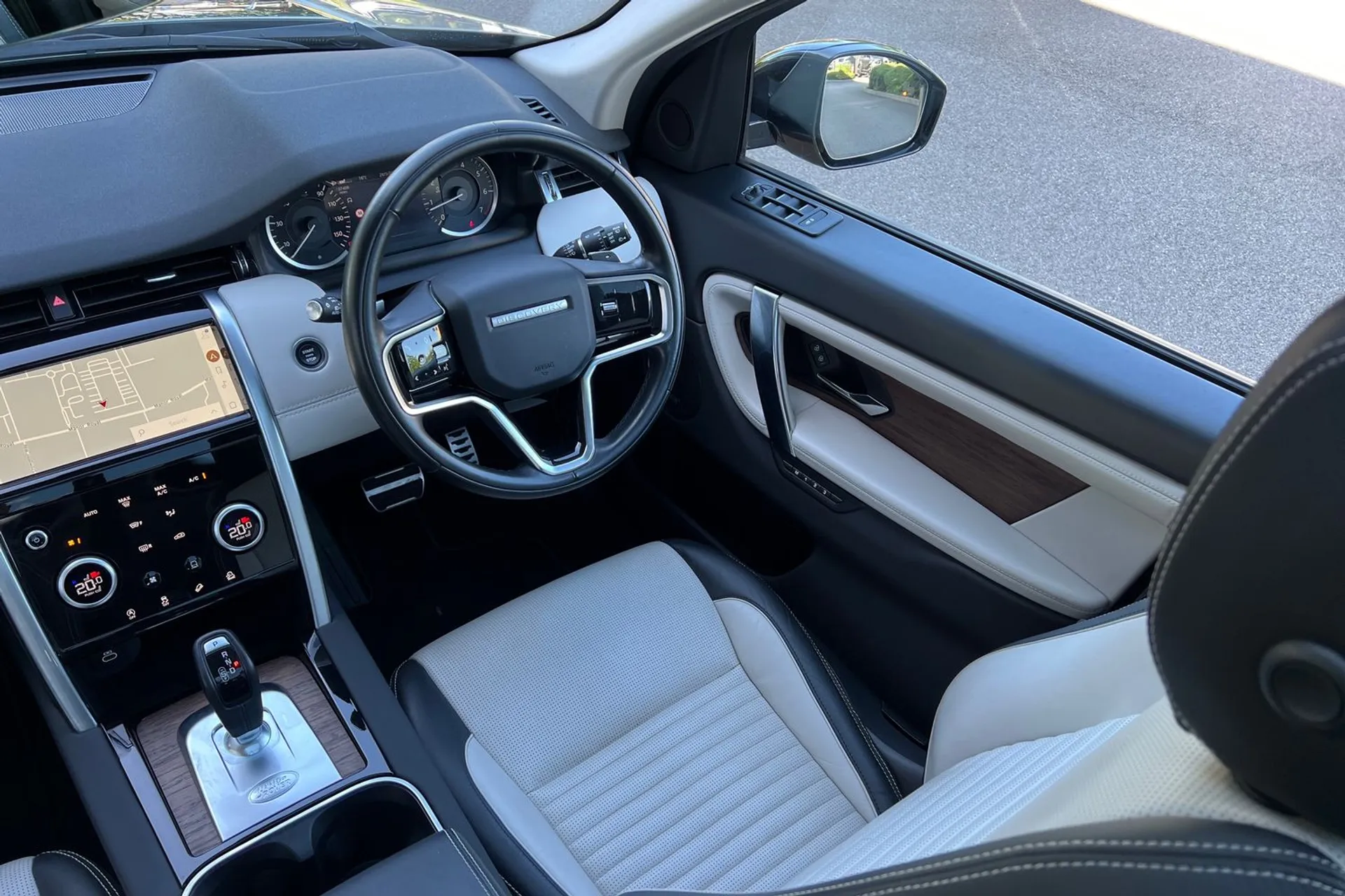 LAND ROVER DISCOVERY SPORT thumbnail image number 34