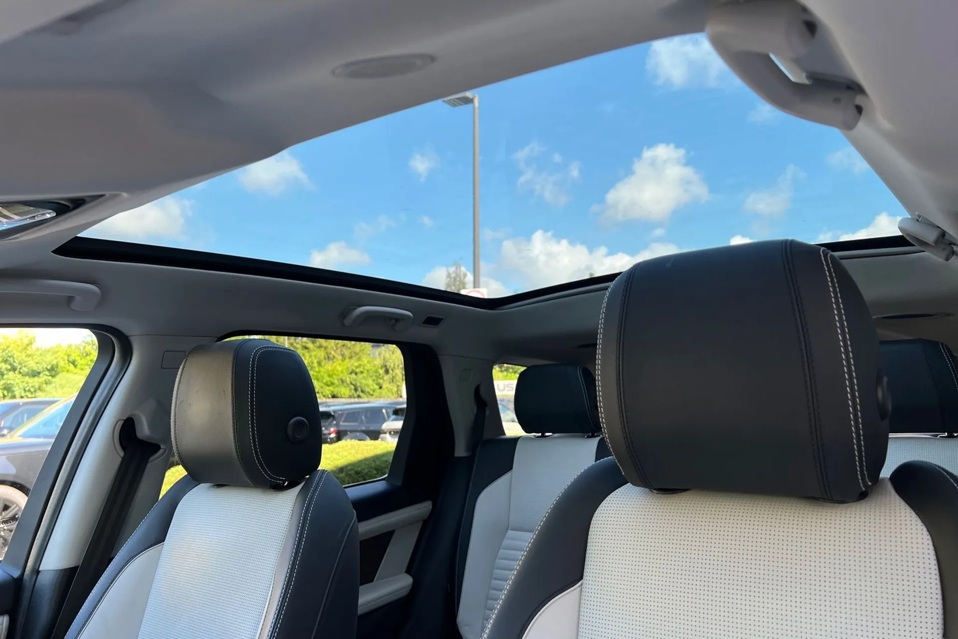 LAND ROVER DISCOVERY SPORT thumbnail image number 6