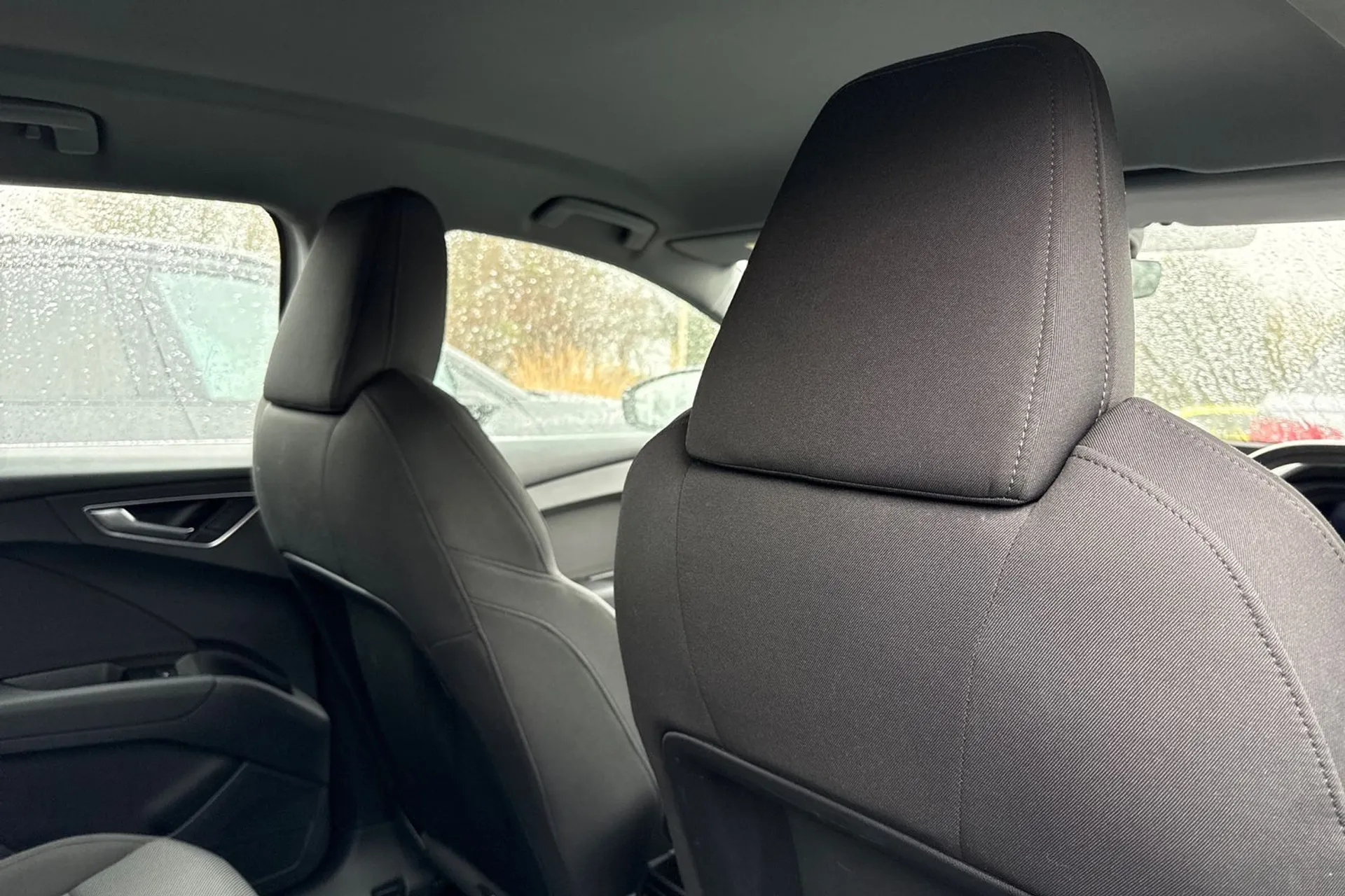 Audi Q4 thumbnail image number 43