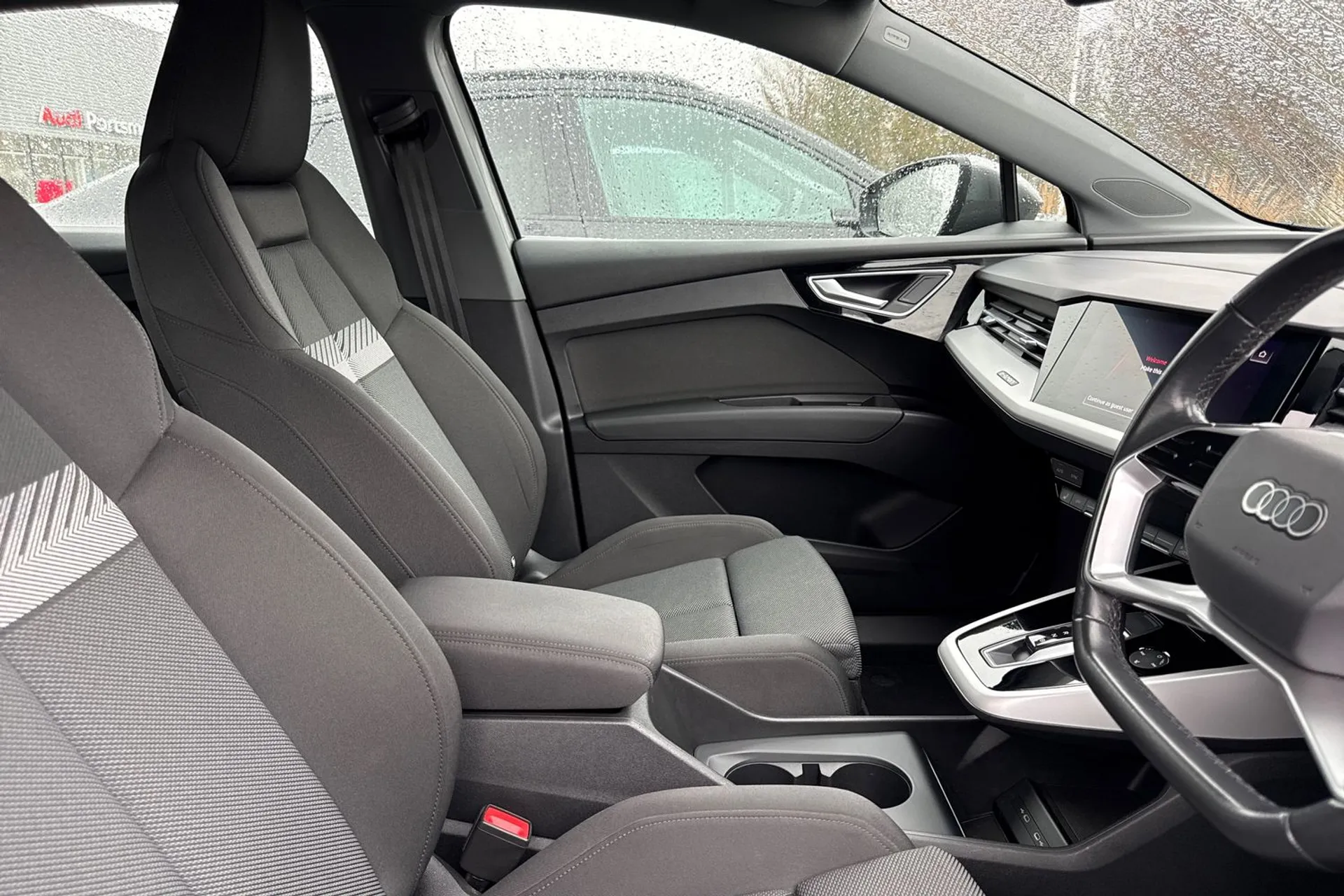 Audi Q4 thumbnail image number 44