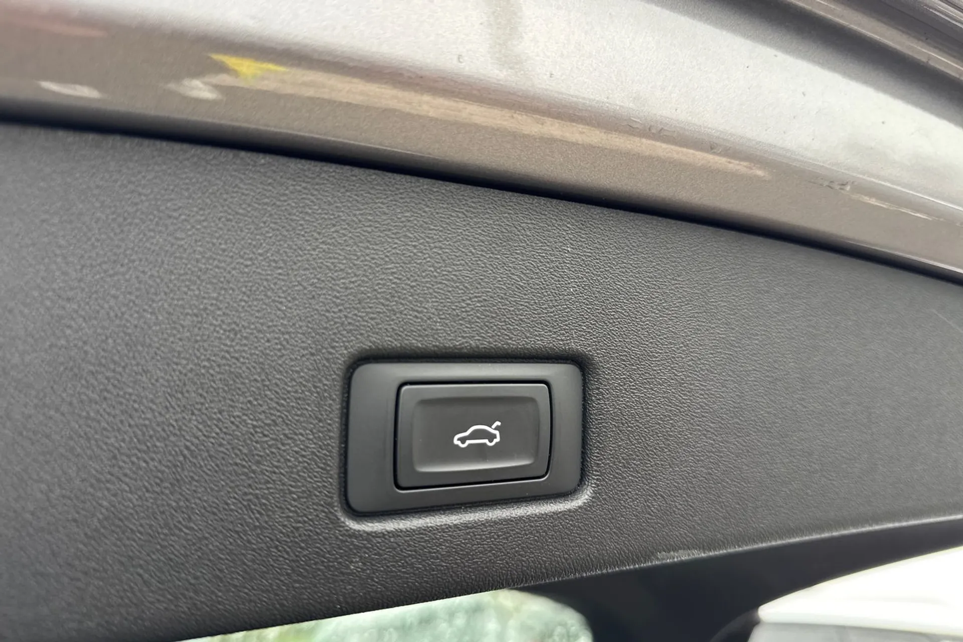 Audi Q4 thumbnail image number 39