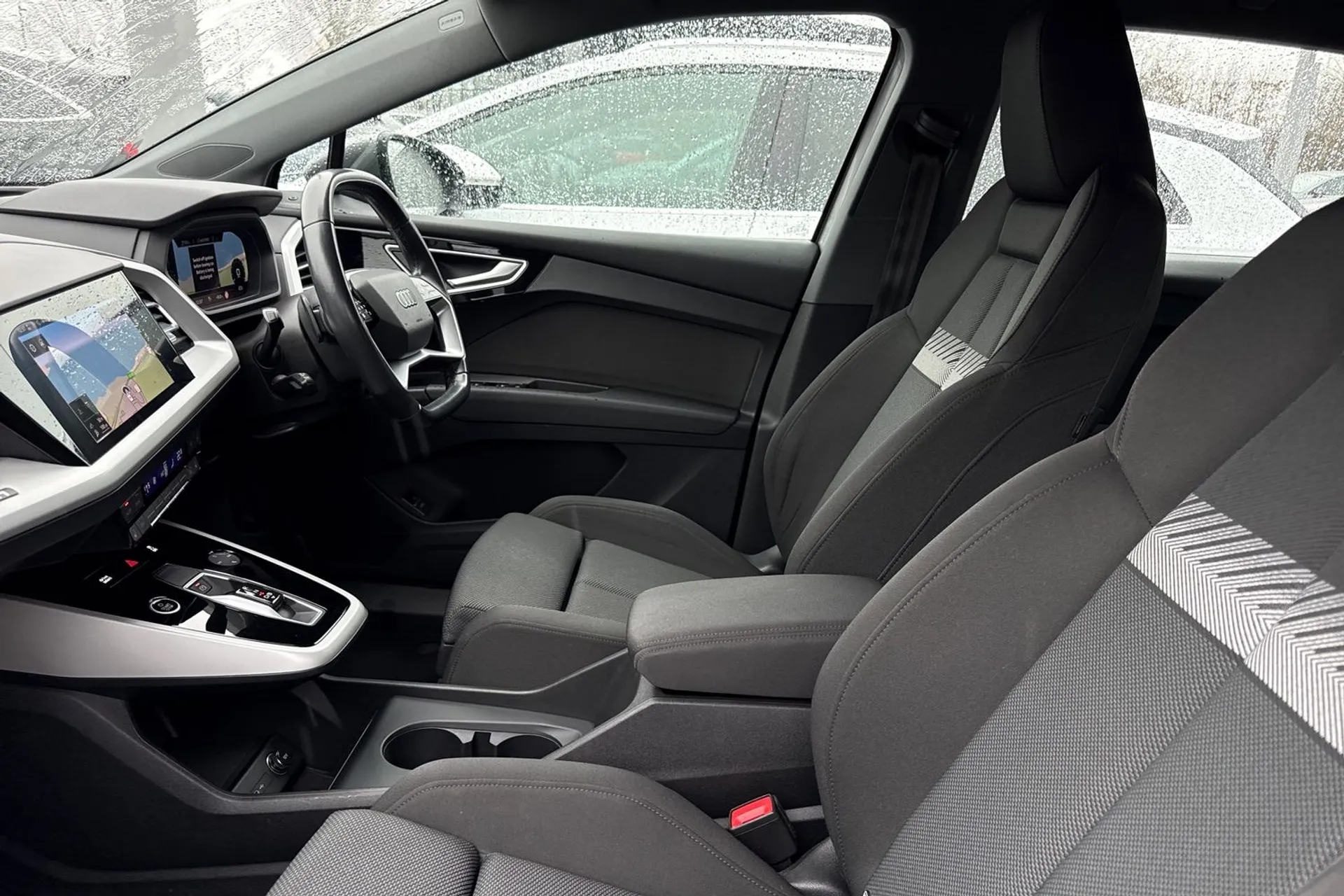 Audi Q4 thumbnail image number 45