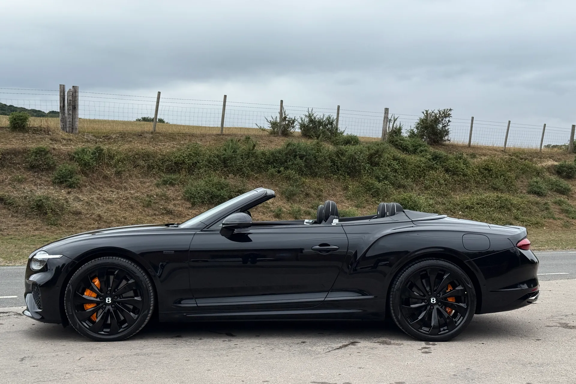 Bentley CONTINENTAL GTC thumbnail image number 49