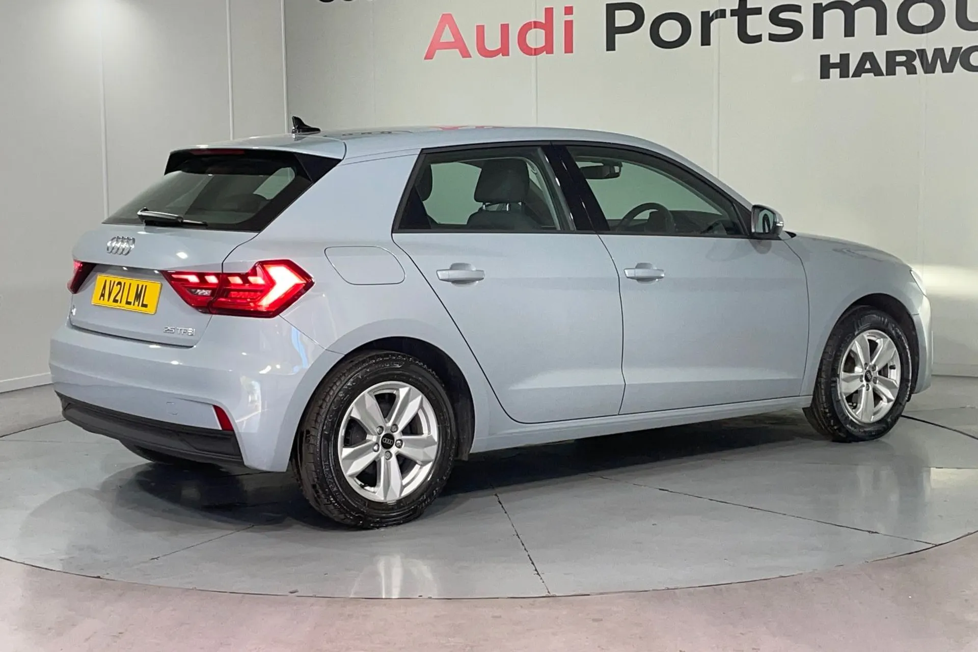 Audi A1 thumbnail image number 11