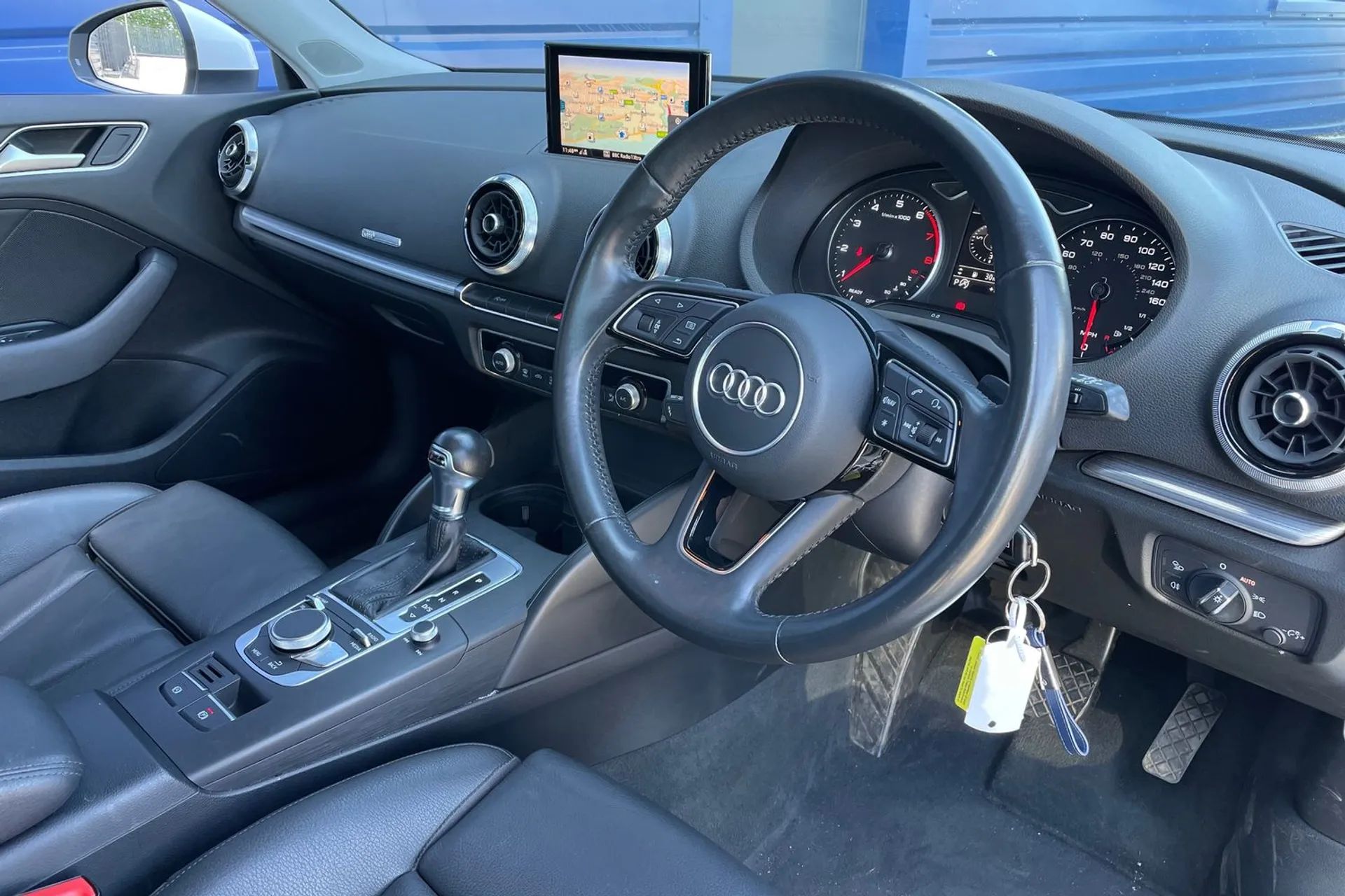 Audi A3 thumbnail image number 26