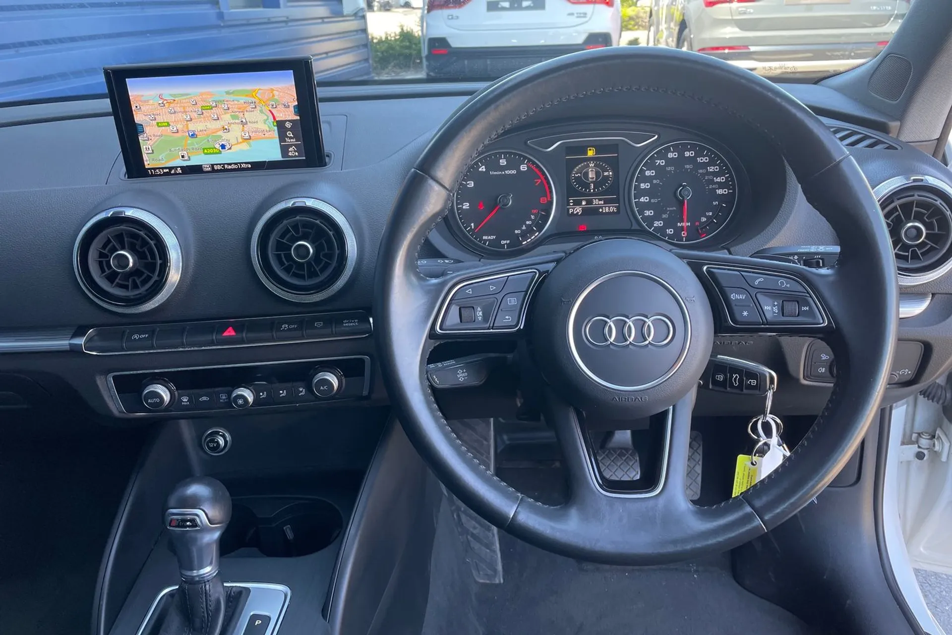 Audi A3 thumbnail image number 34