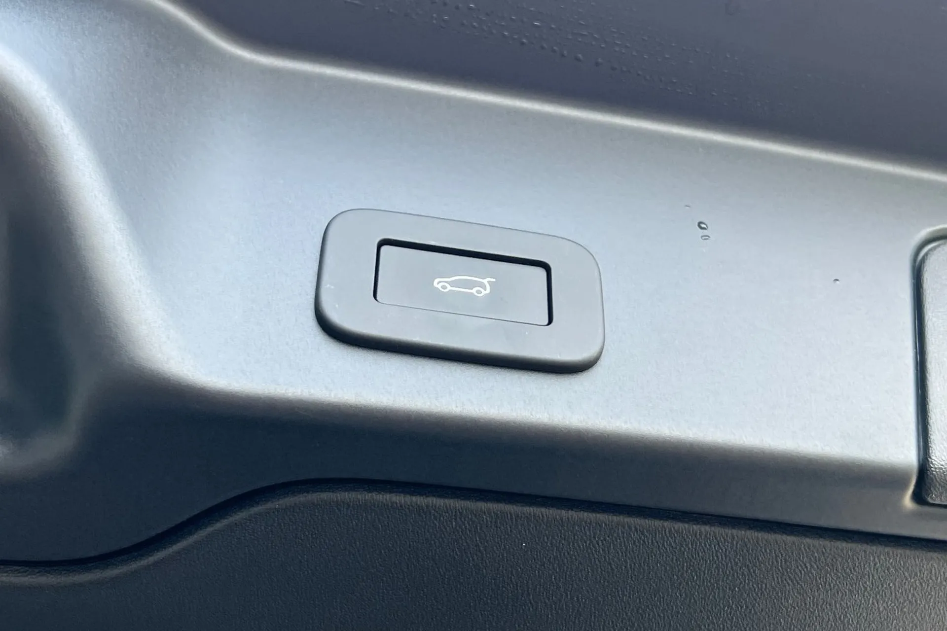 LAND ROVER RANGE ROVER EVOQUE thumbnail image number 30