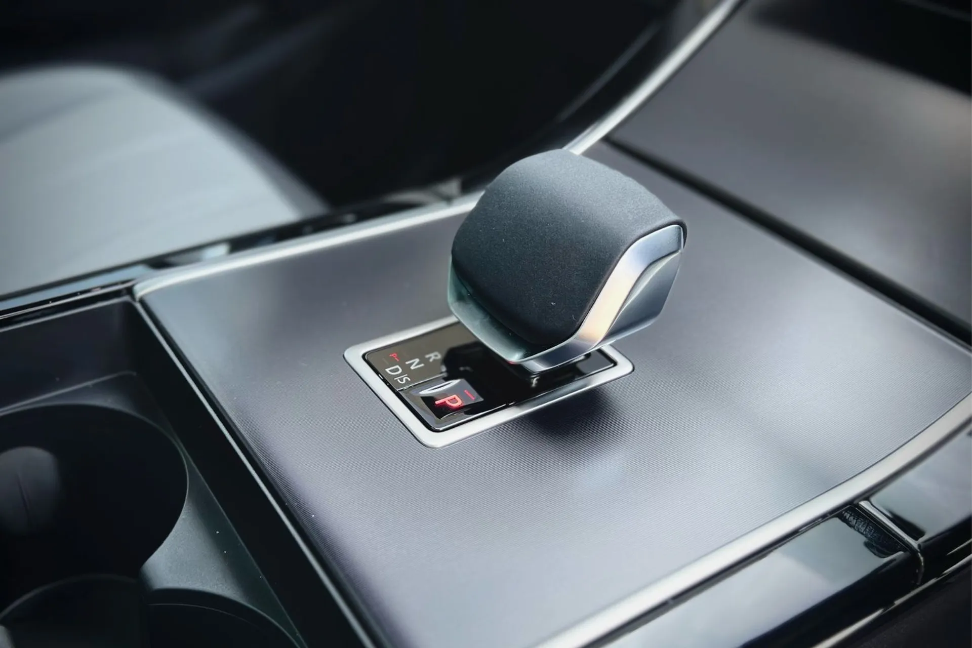 LAND ROVER RANGE ROVER EVOQUE thumbnail image number 25