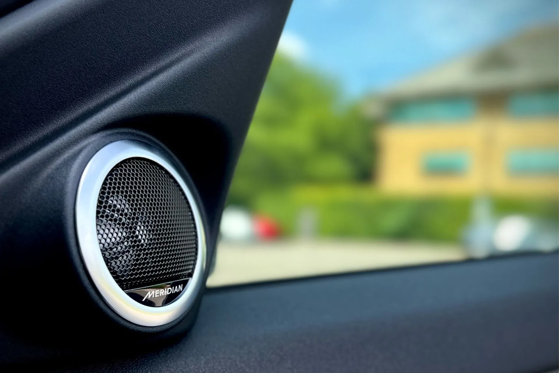 LAND ROVER RANGE ROVER EVOQUE thumbnail image number 50