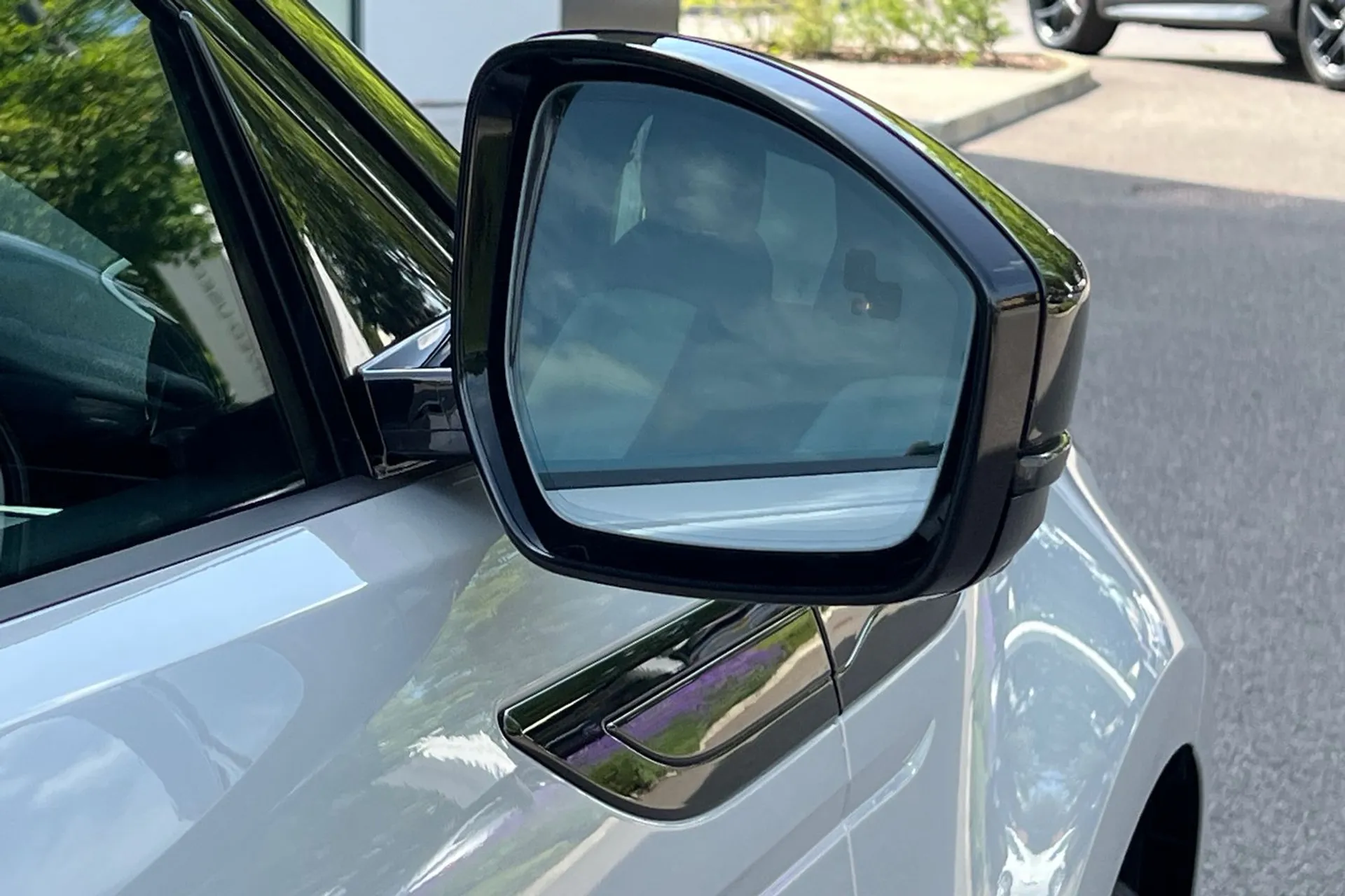 LAND ROVER RANGE ROVER EVOQUE thumbnail image number 12